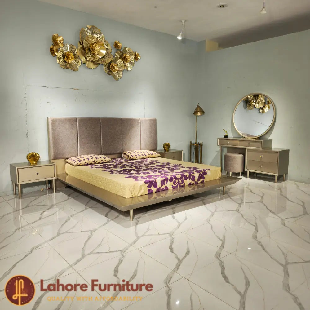 Contemporary luxury bedroom with gold accents - MD09