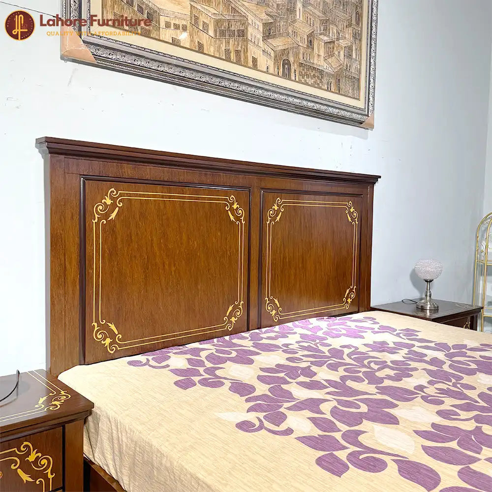 Elegant with classic wood accents Bed Set -  AS41