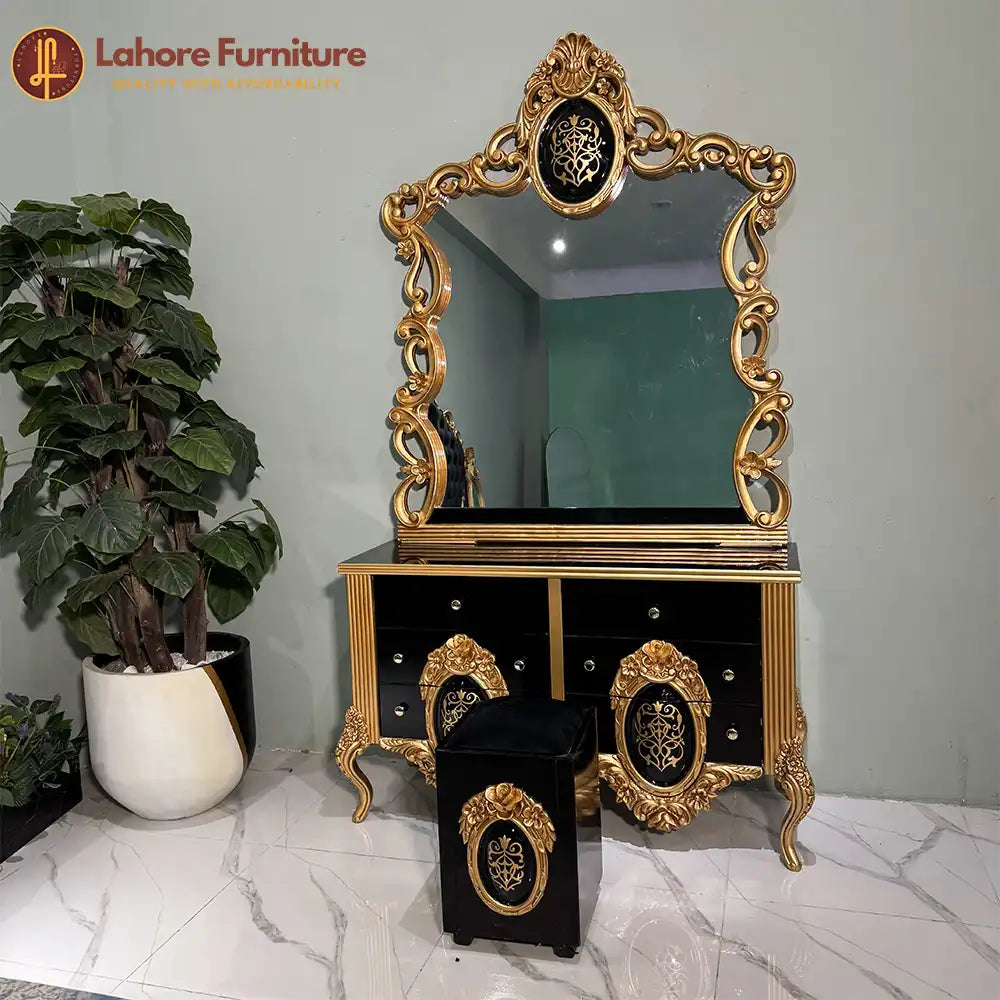 Luxurious baroque with gold accents Bed Set - HCR32