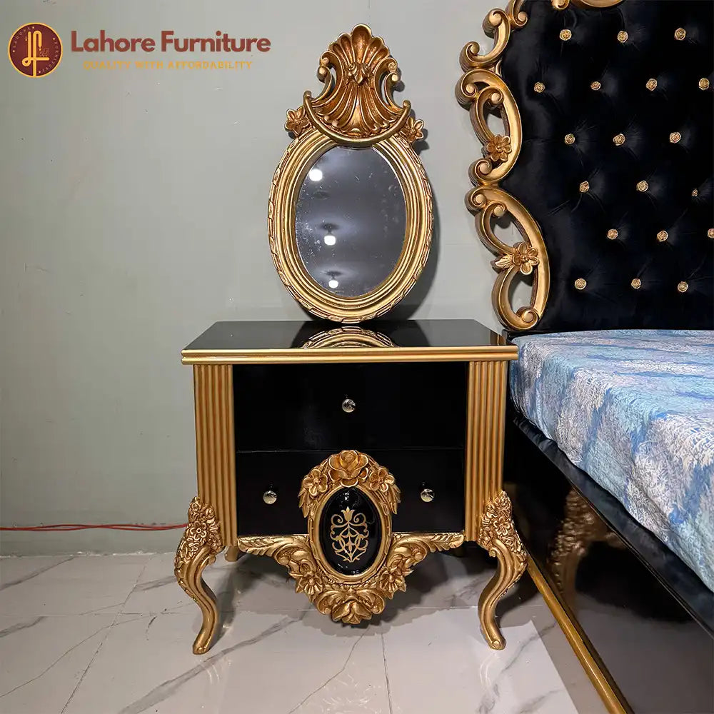 Luxurious baroque with gold accents Bed Set - HCR32
