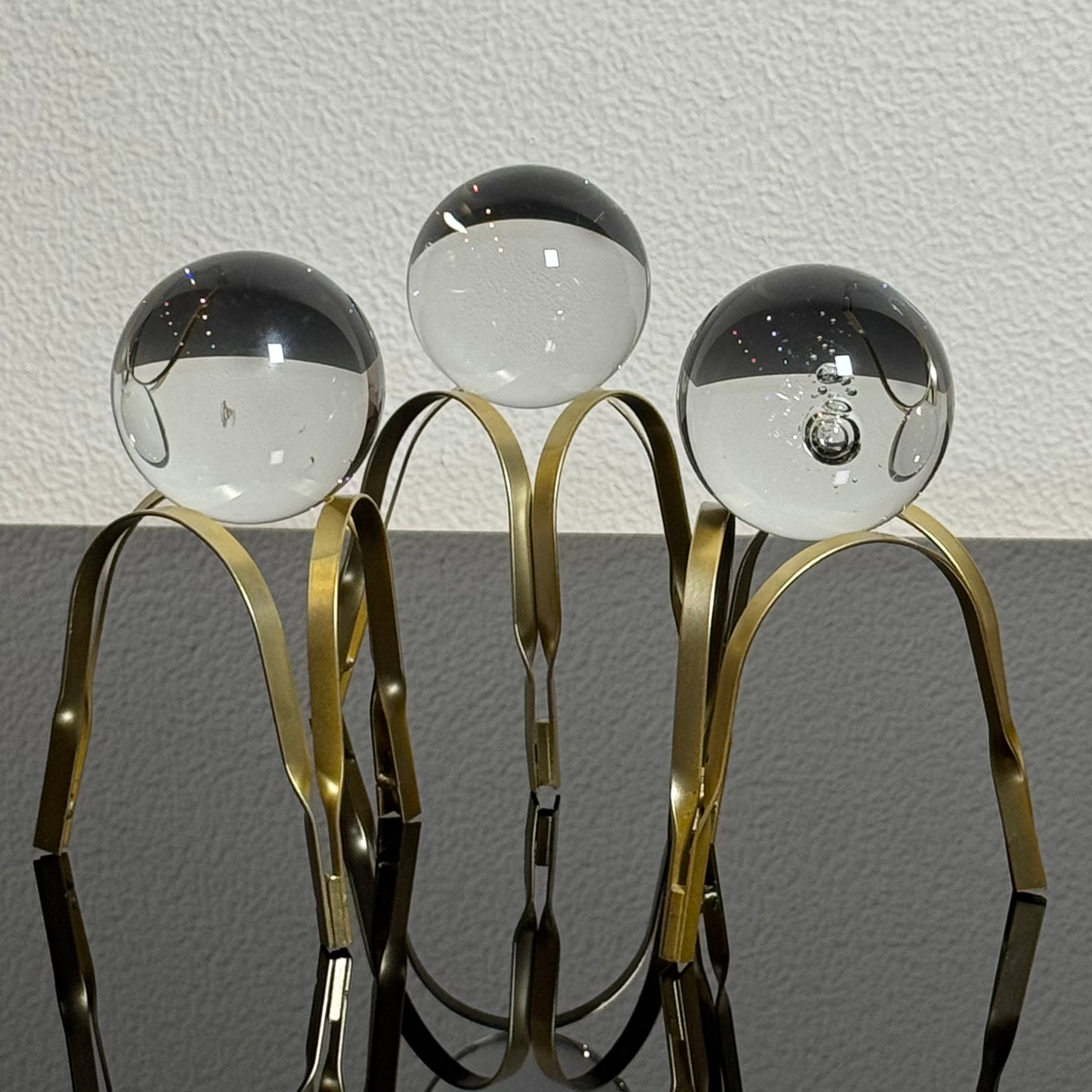 Sphere Perch Tripod