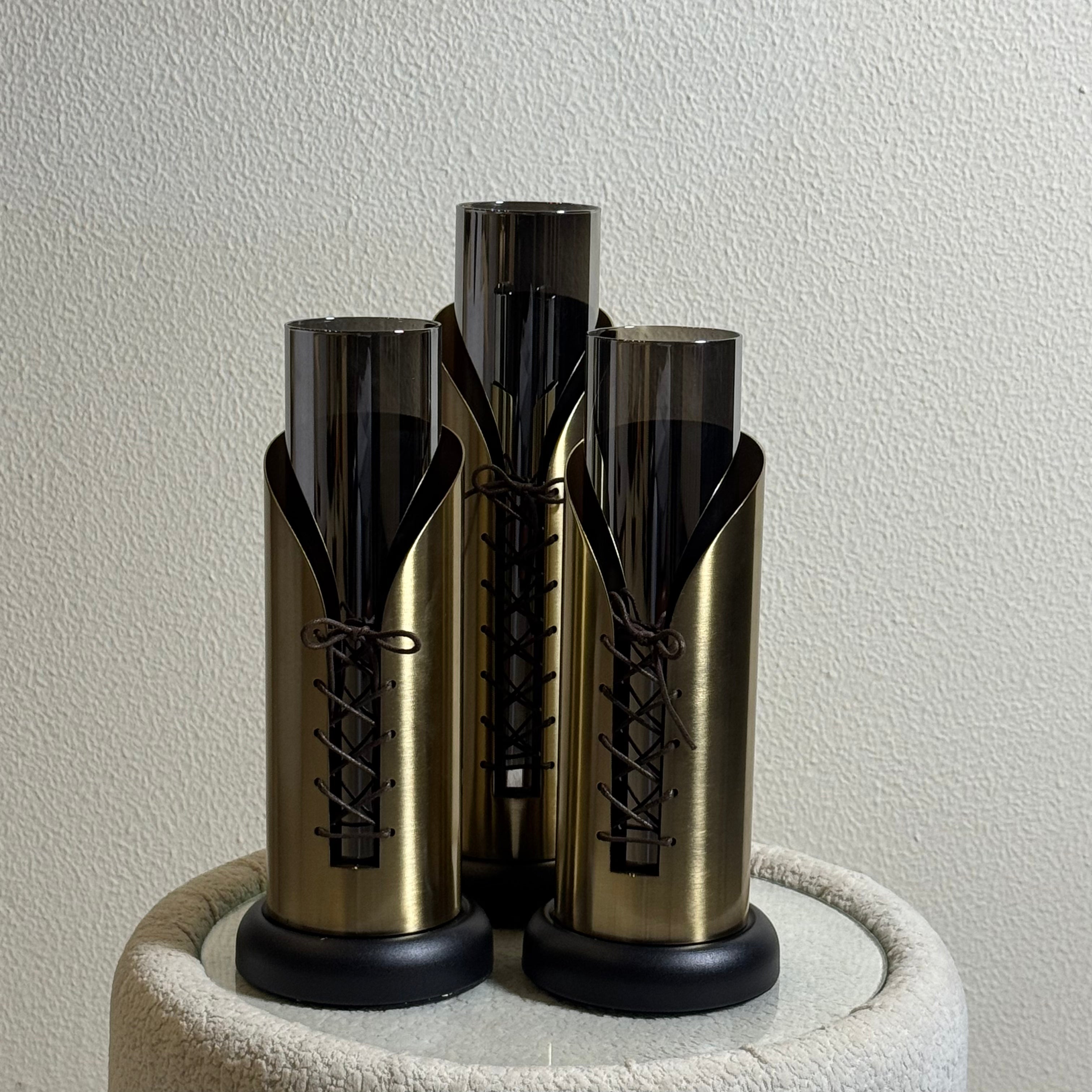Laced column Set