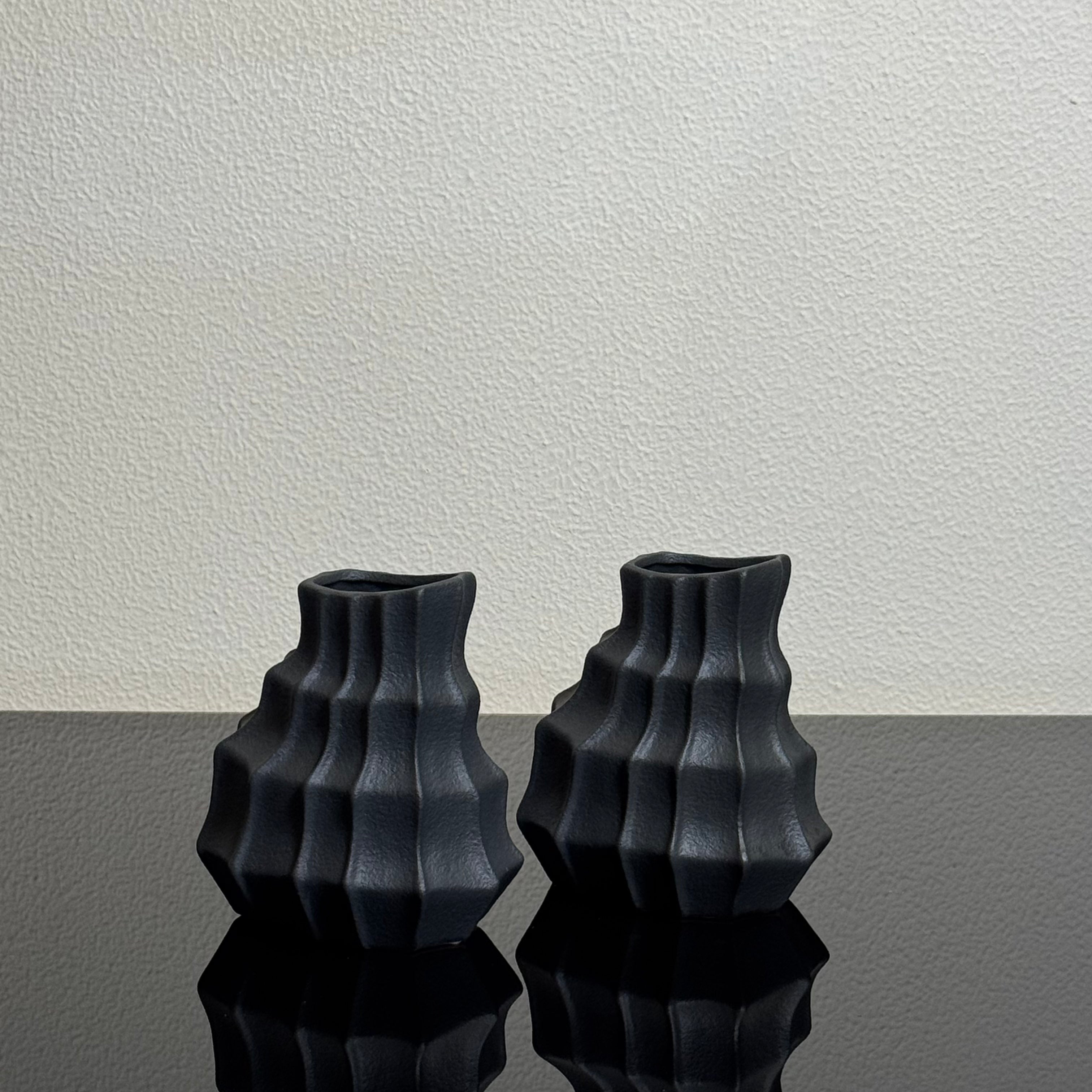 Flarefold Vessels