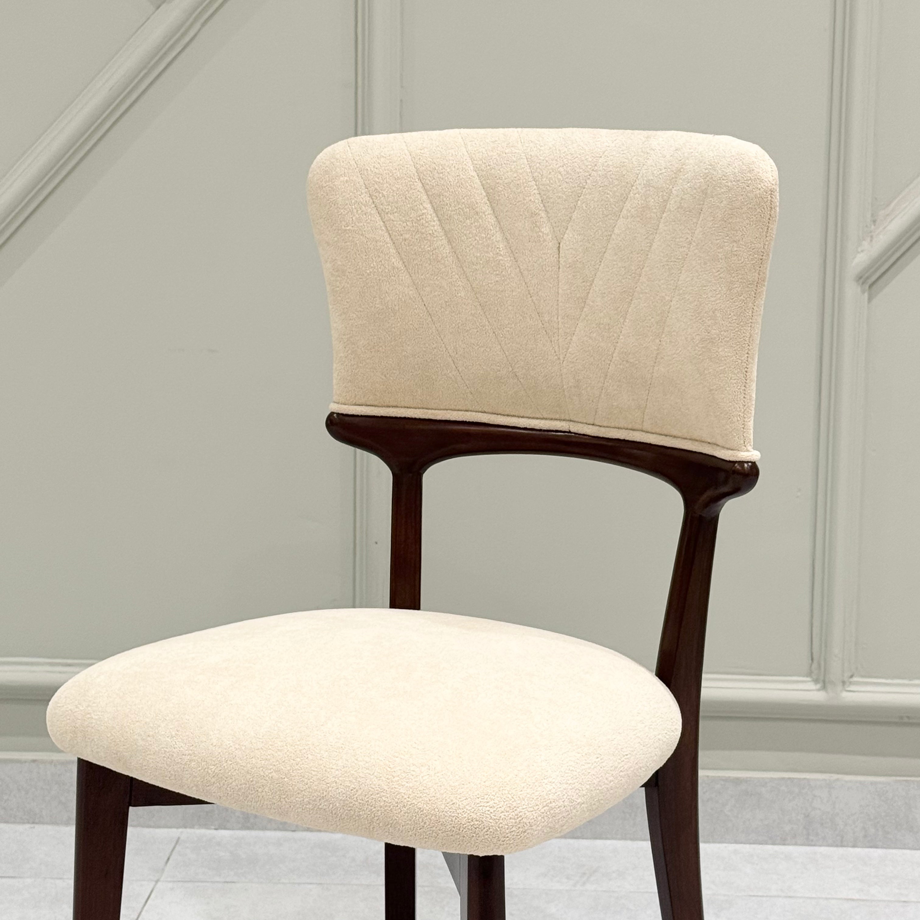 Nordica Dinning Set