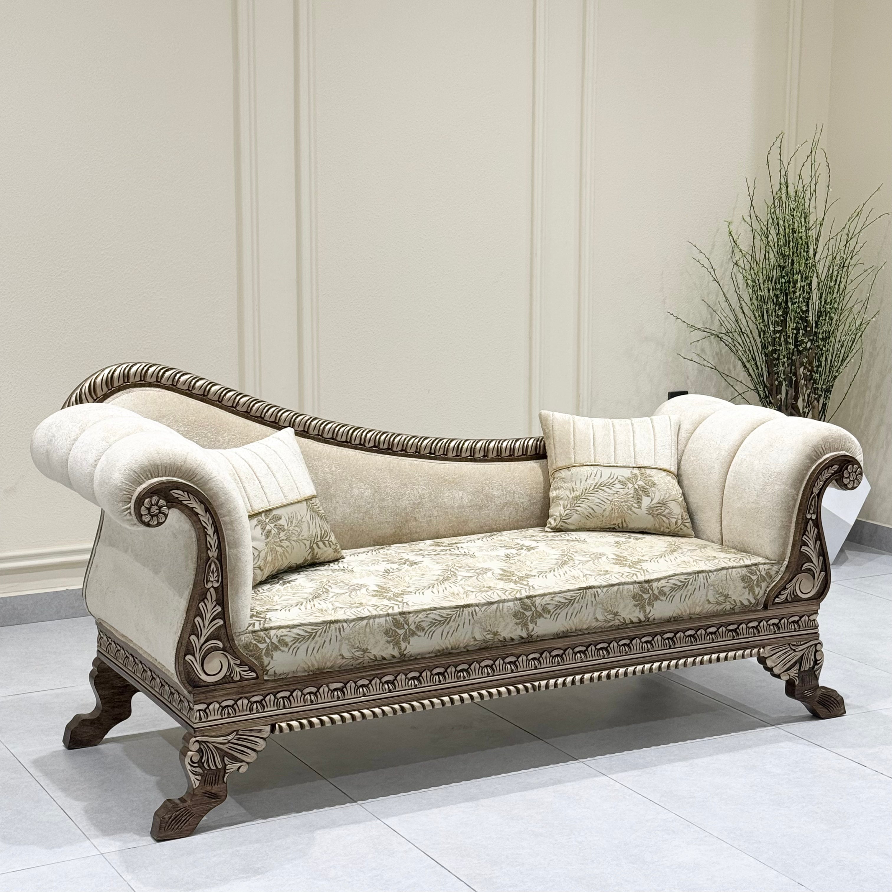 Majestic Chaise