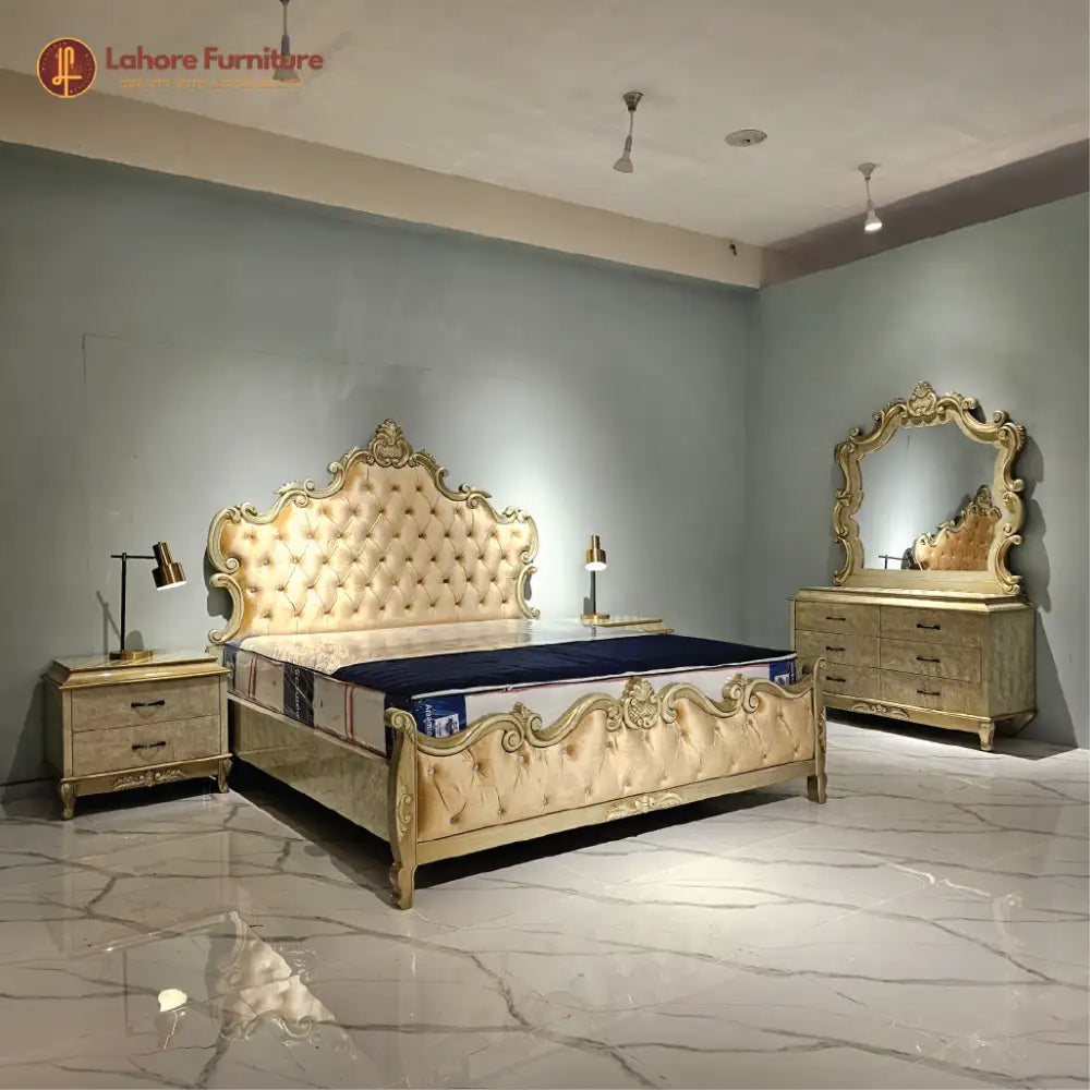 Luxurious Golden King Style Bed - HCR19