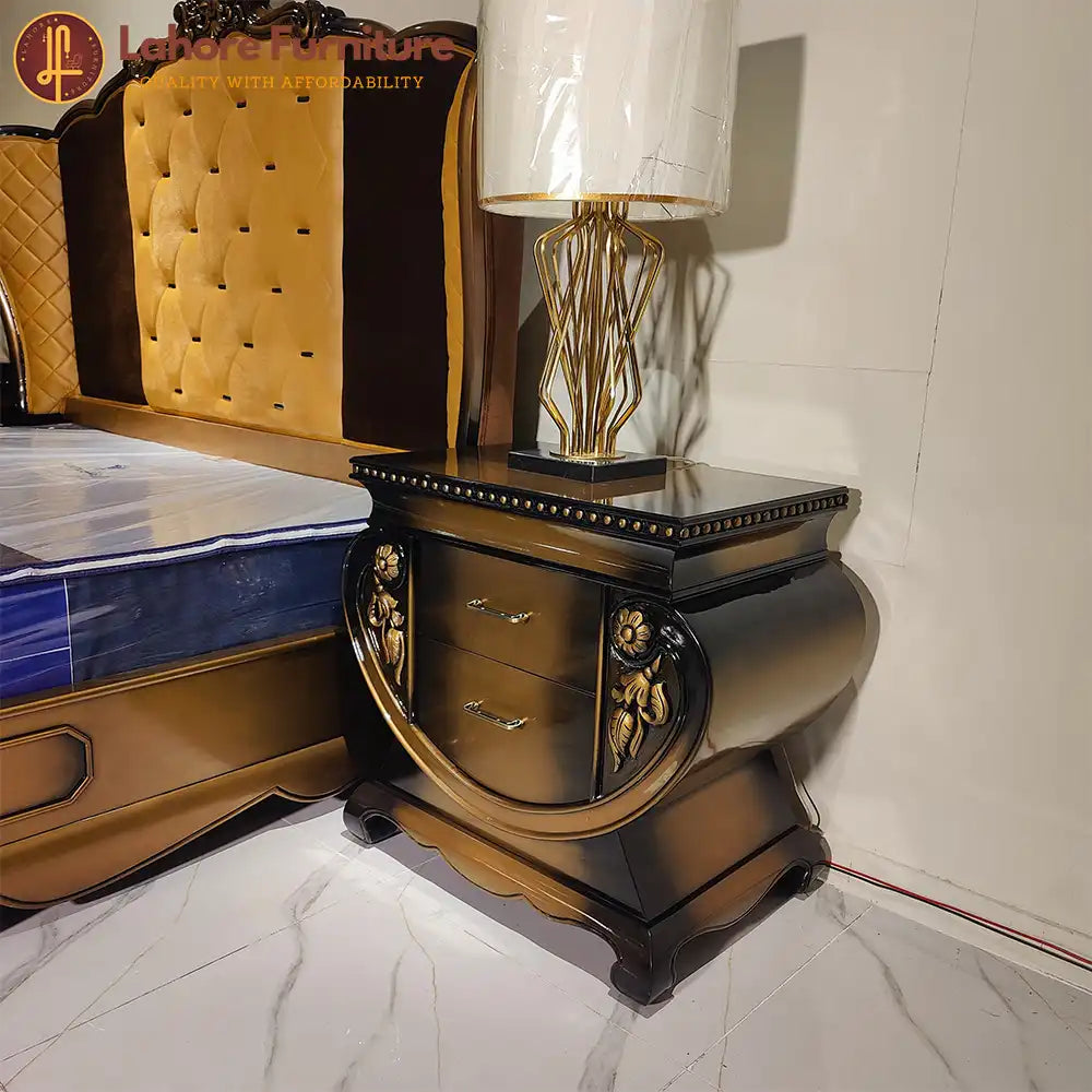 Classic & Comfortable Bed Set -HCR14