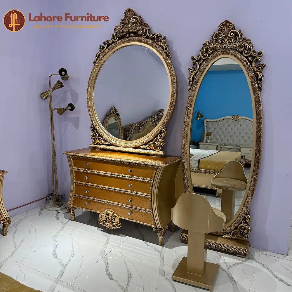 Classic Royal Master Bedroom Set -  HCR25