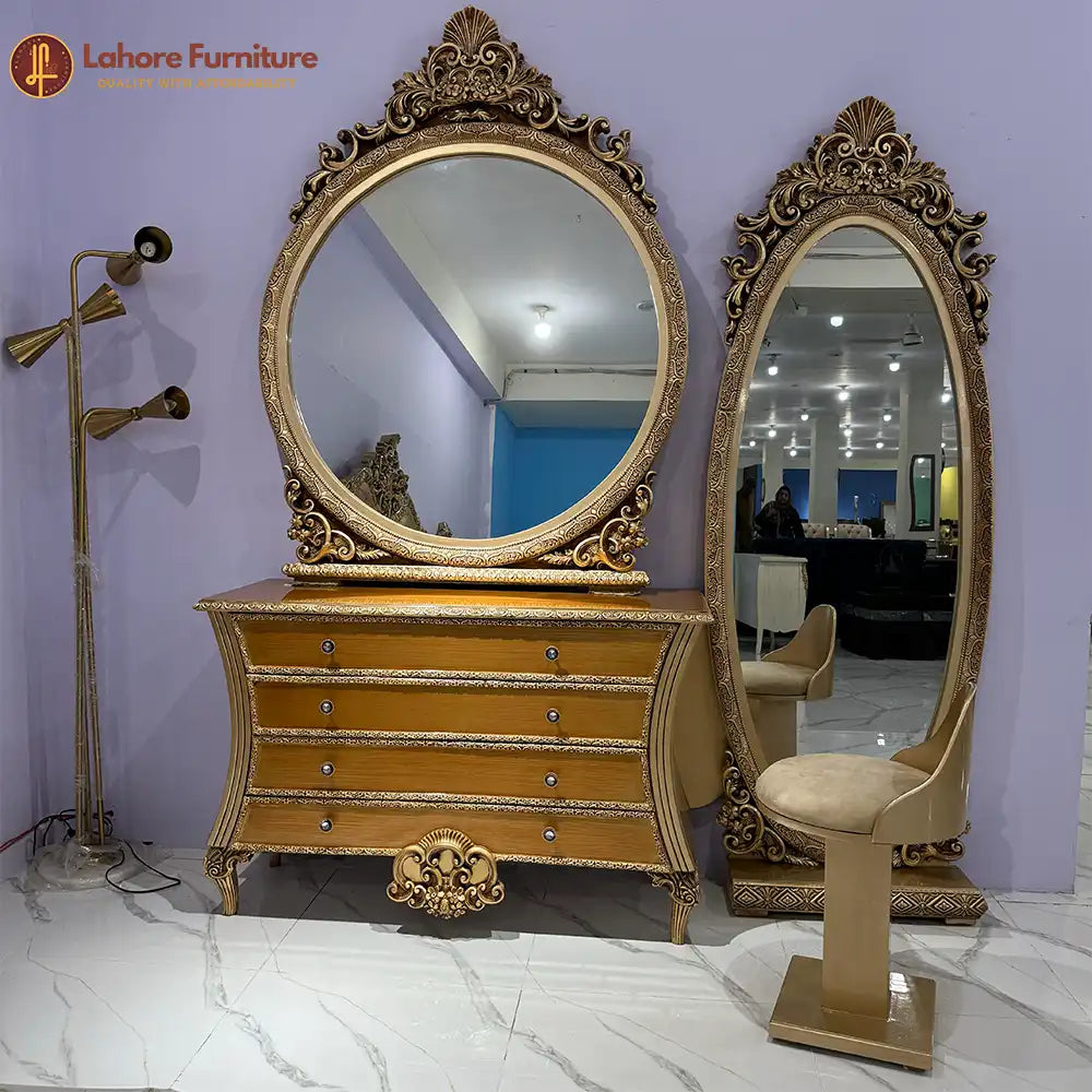 Classic Royal Master Bedroom Set -  HCR25