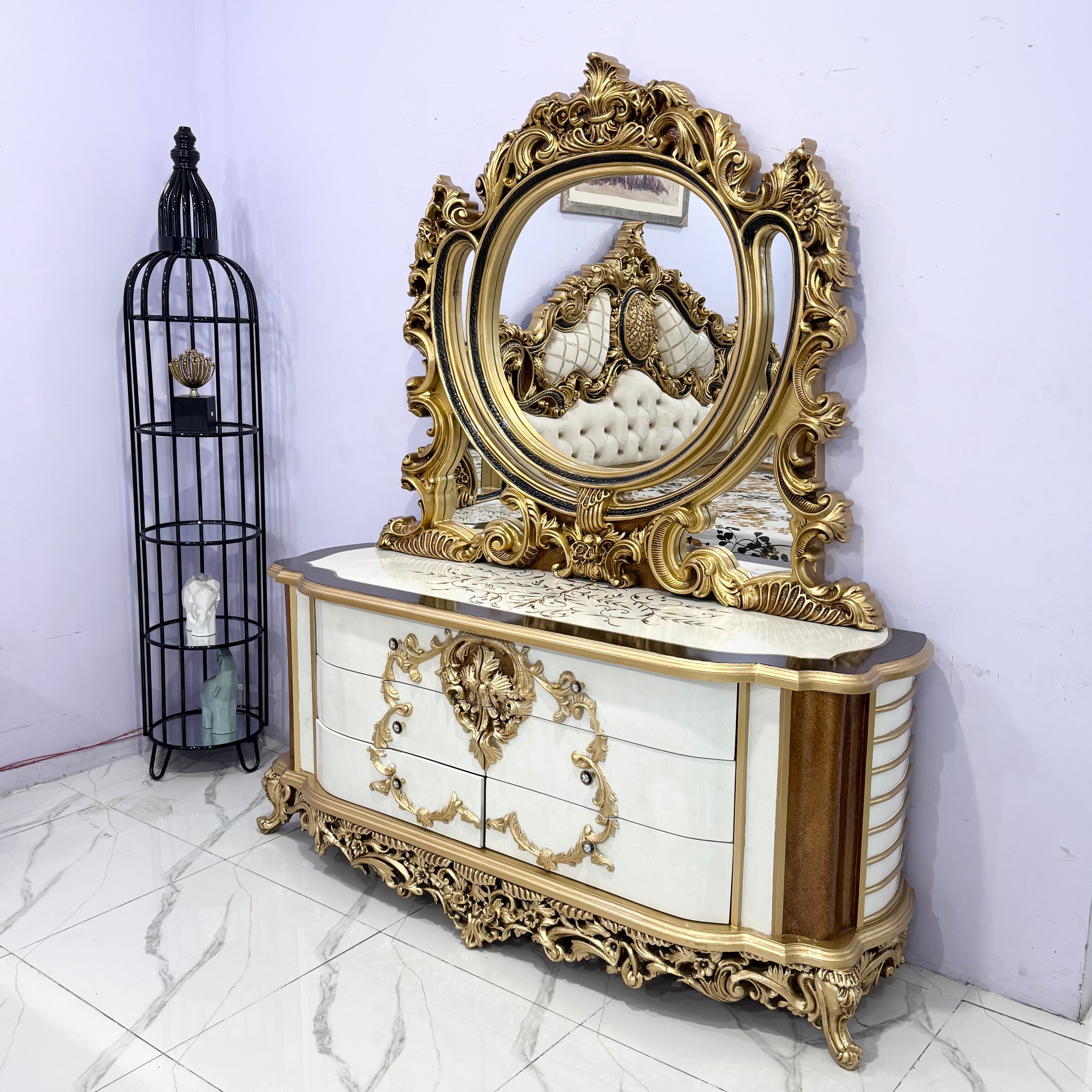 Imperial Gold Baroque Bed Suit