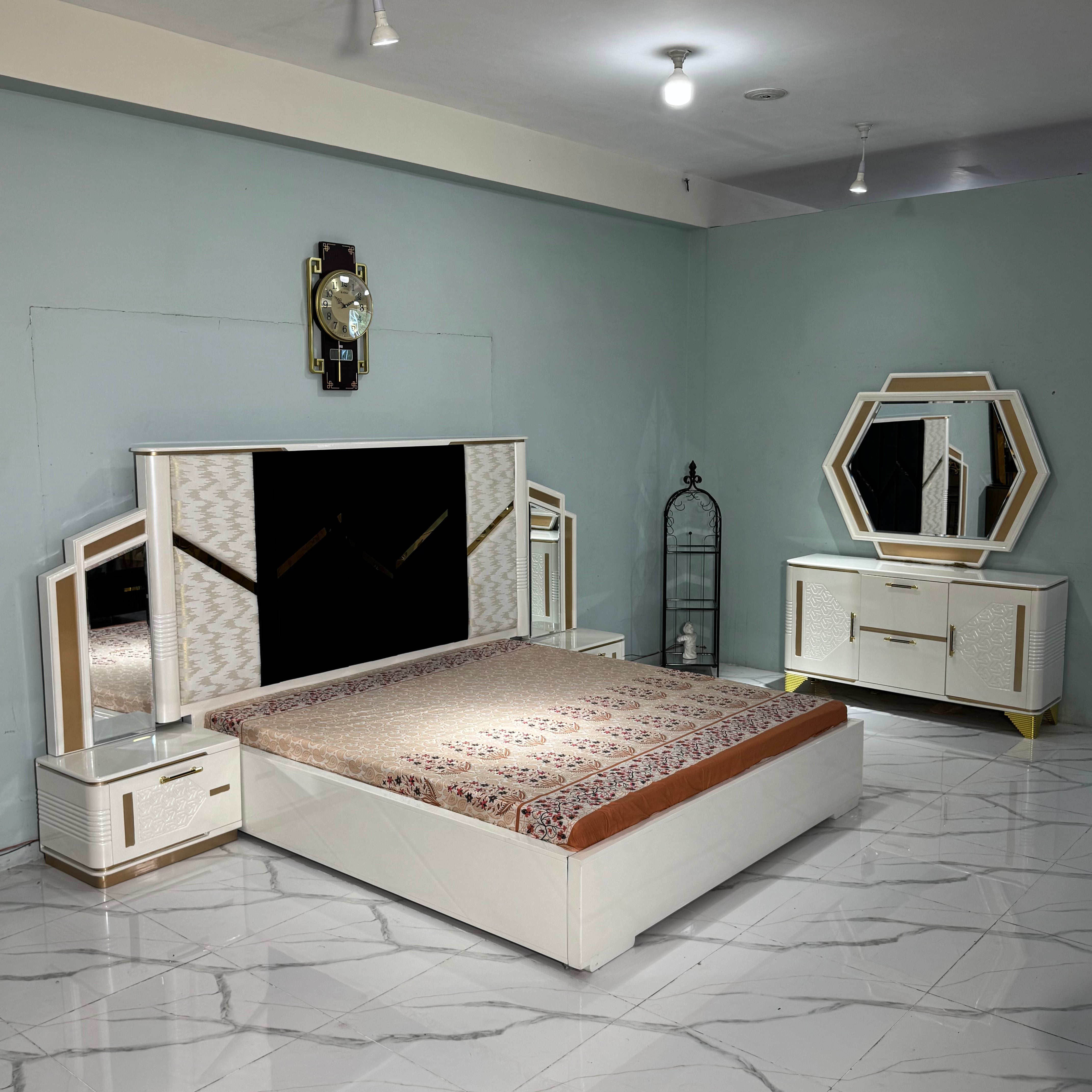 Modern luxurious bed Set  with gold accents - MD01