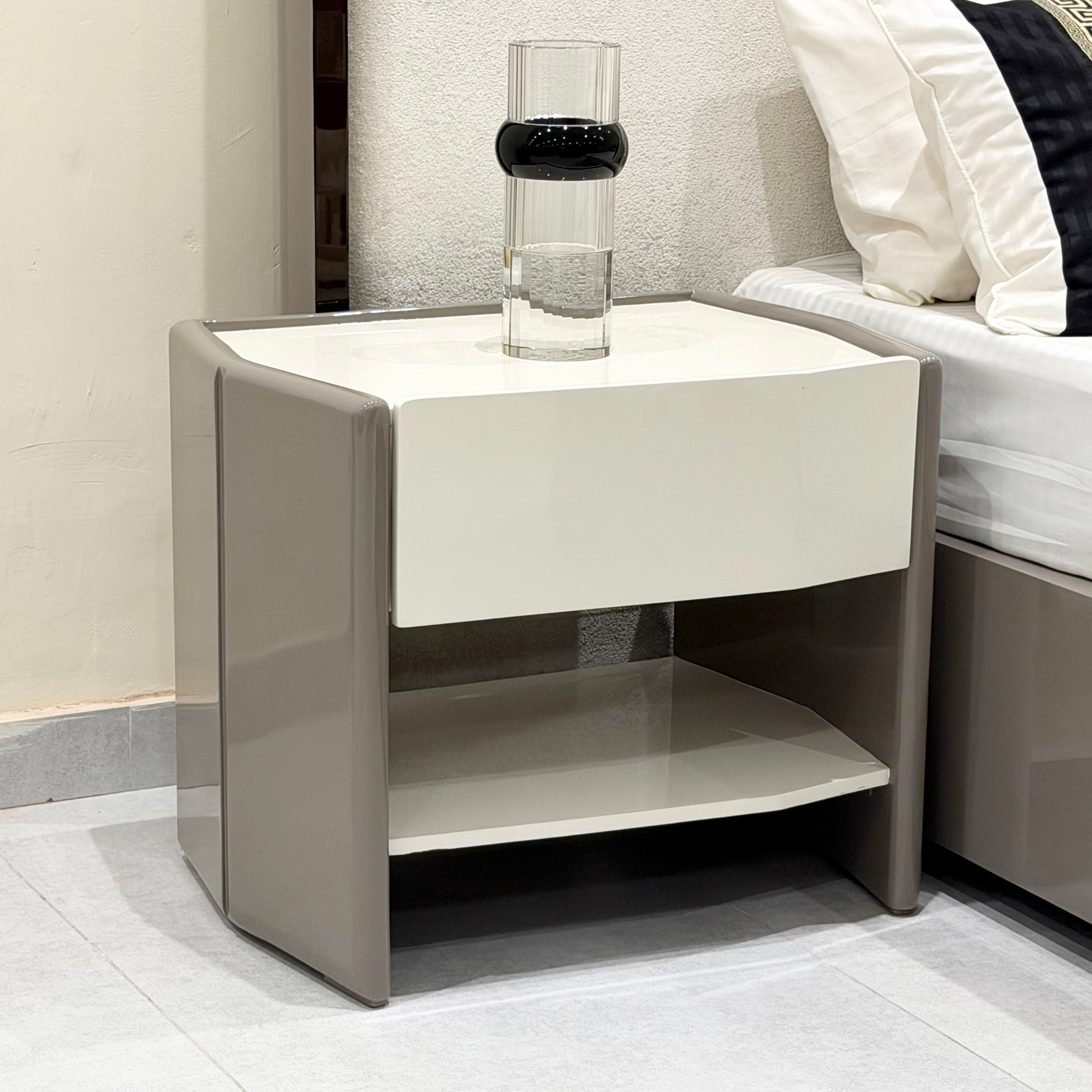 Linear Rest Modern High-Gloss Bedroom Set