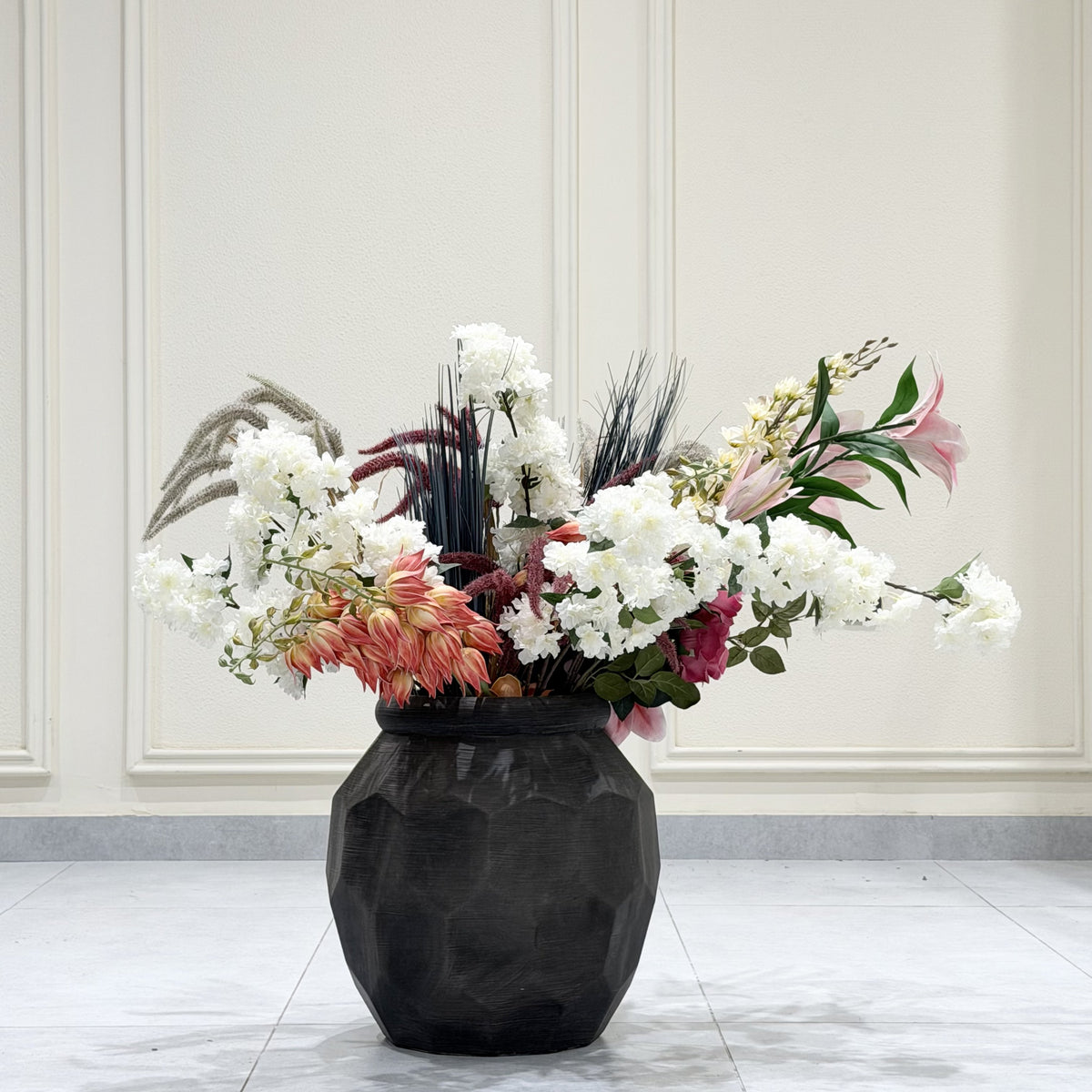 Graphite Urn