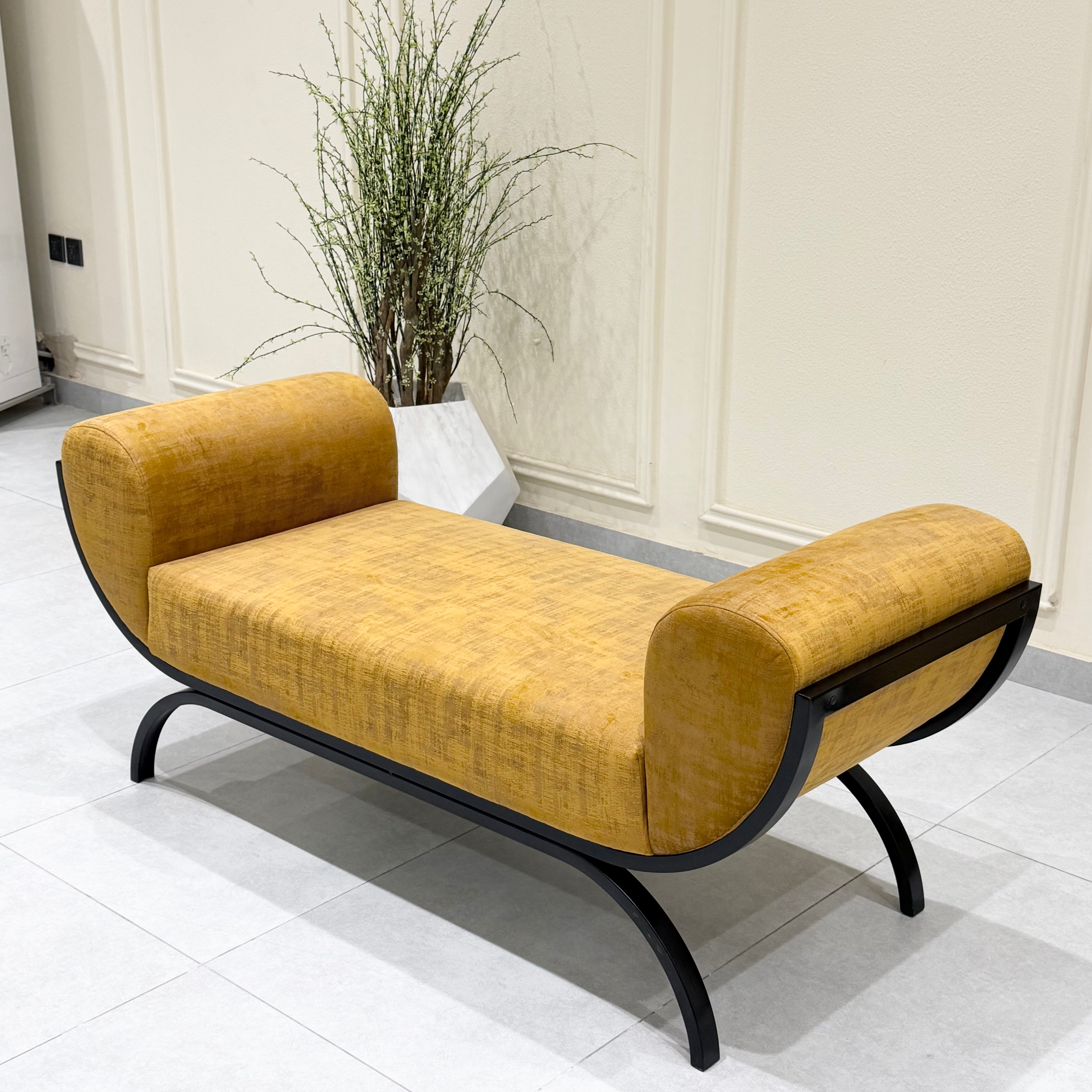 Amber Arc Sette