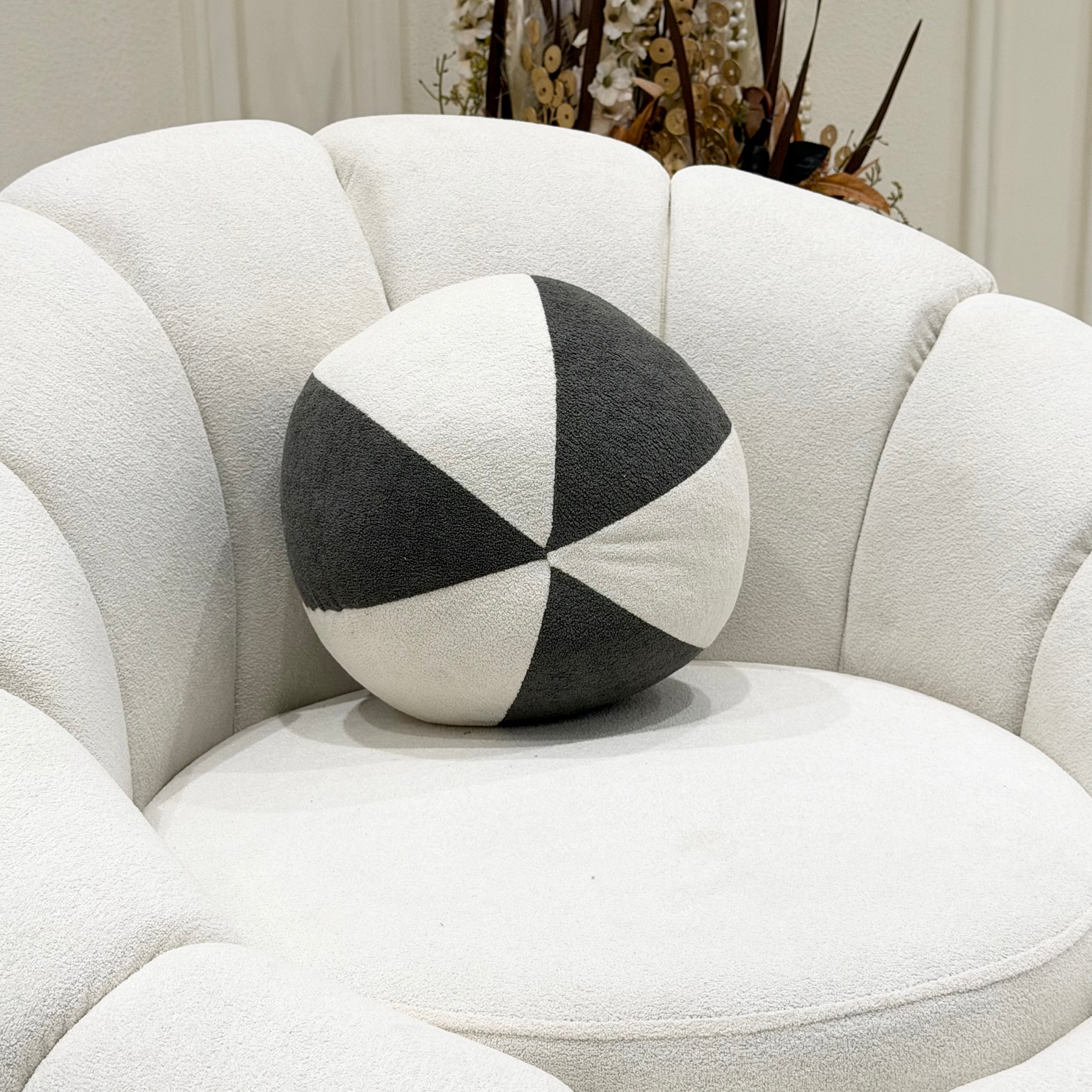 Petalwrap Accent Chair
