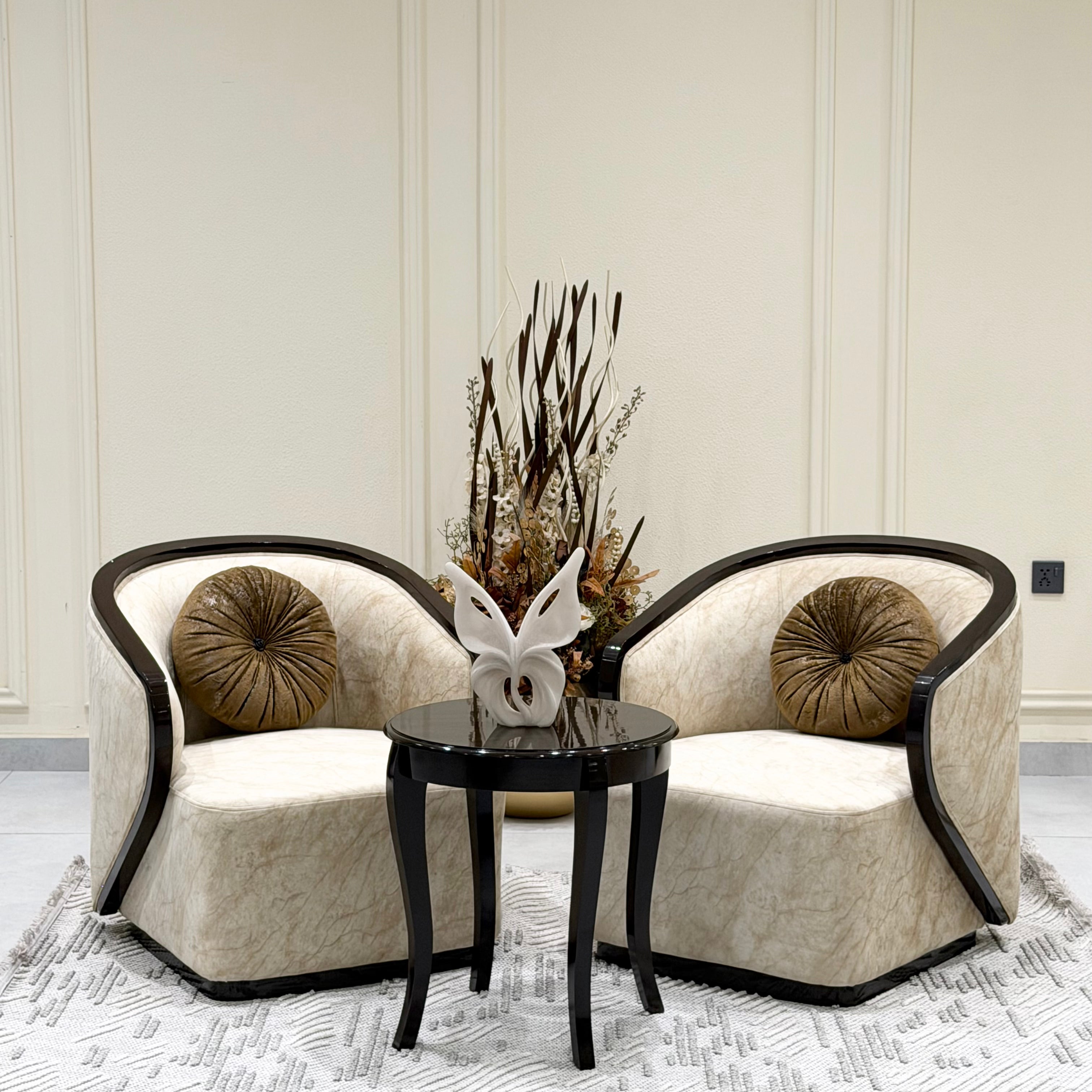 Sweepwing Accent Chair
