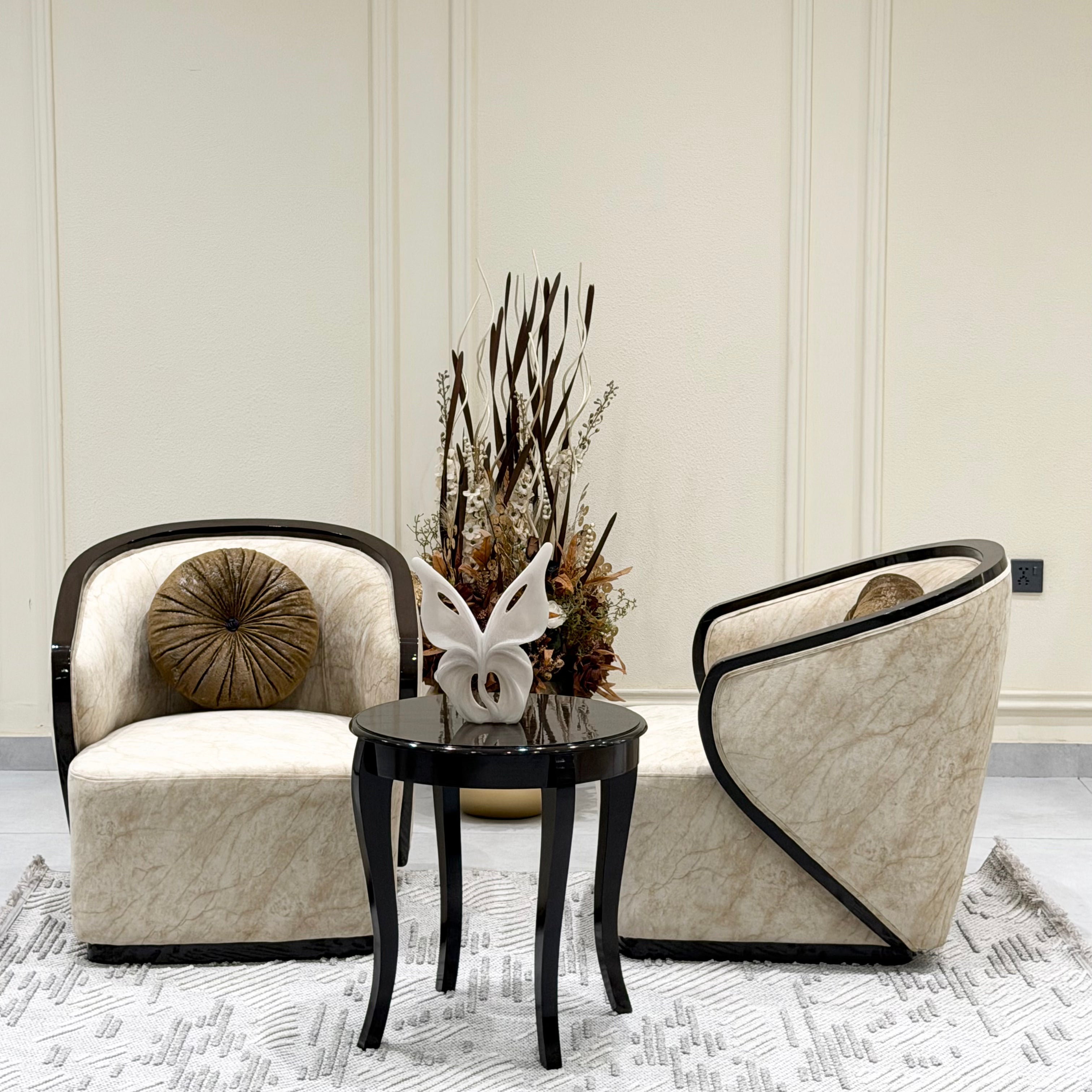 Sweepwing Accent Chair