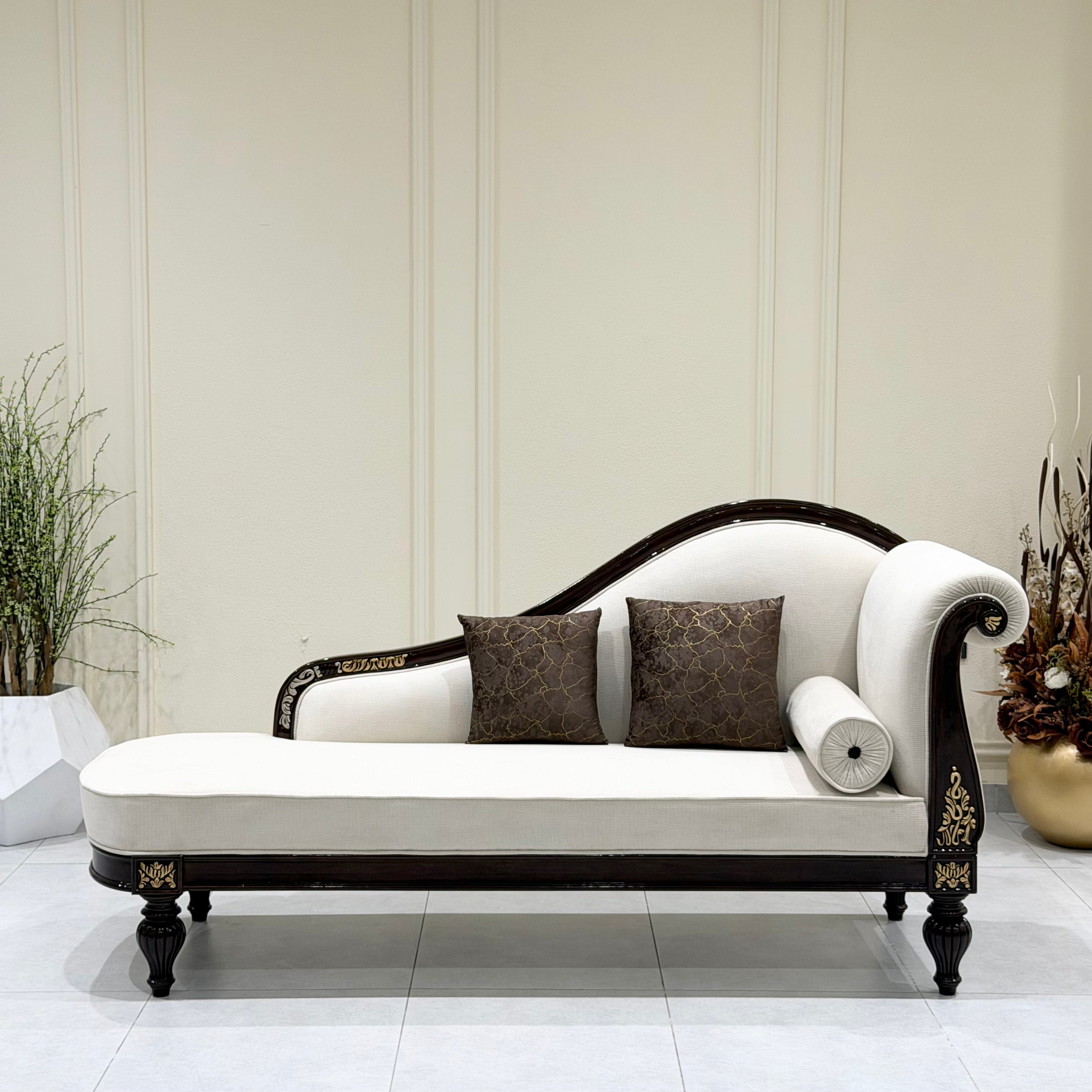 Gracewood Diwan