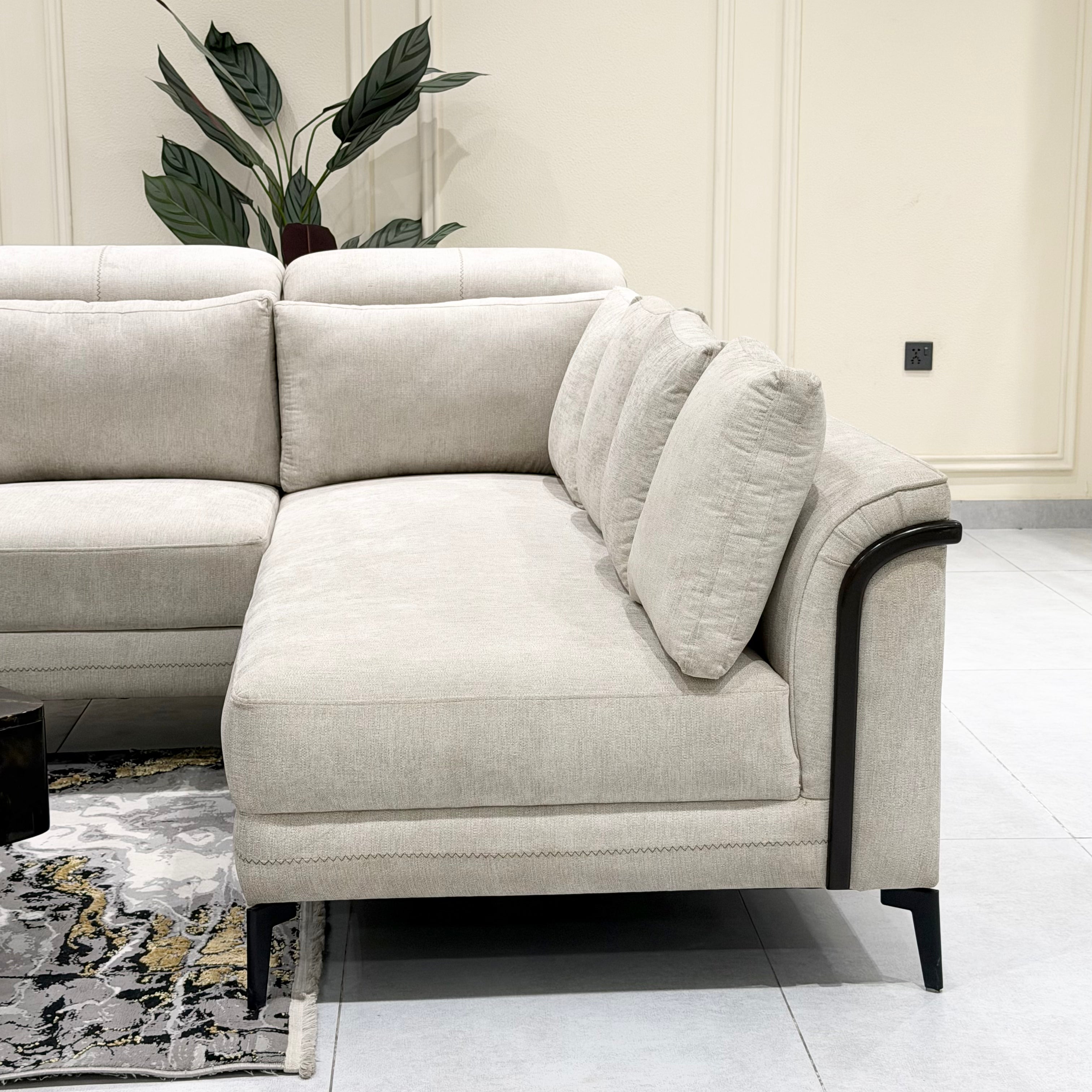 Serene Lounge Sofa