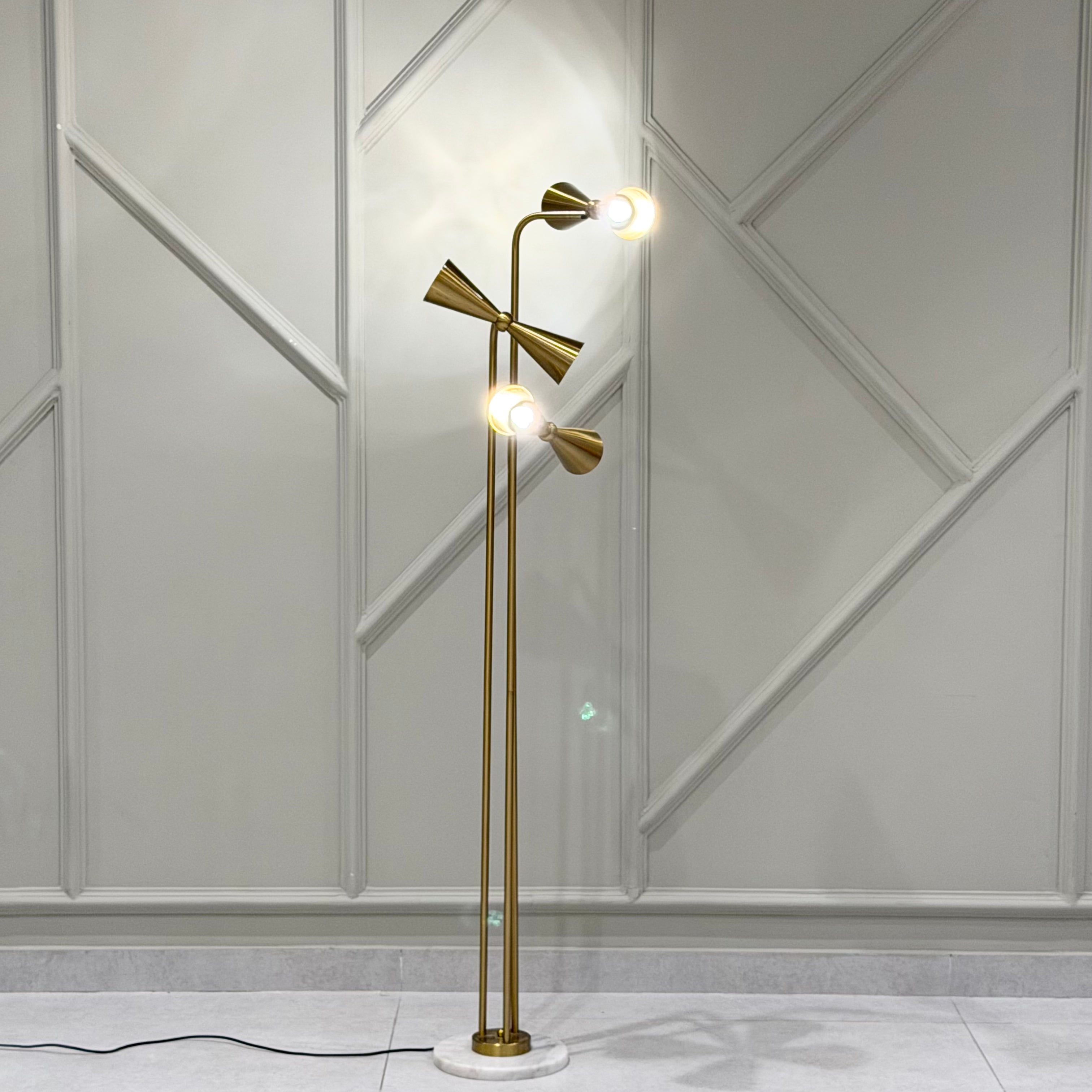 Trident Tripod Lamp