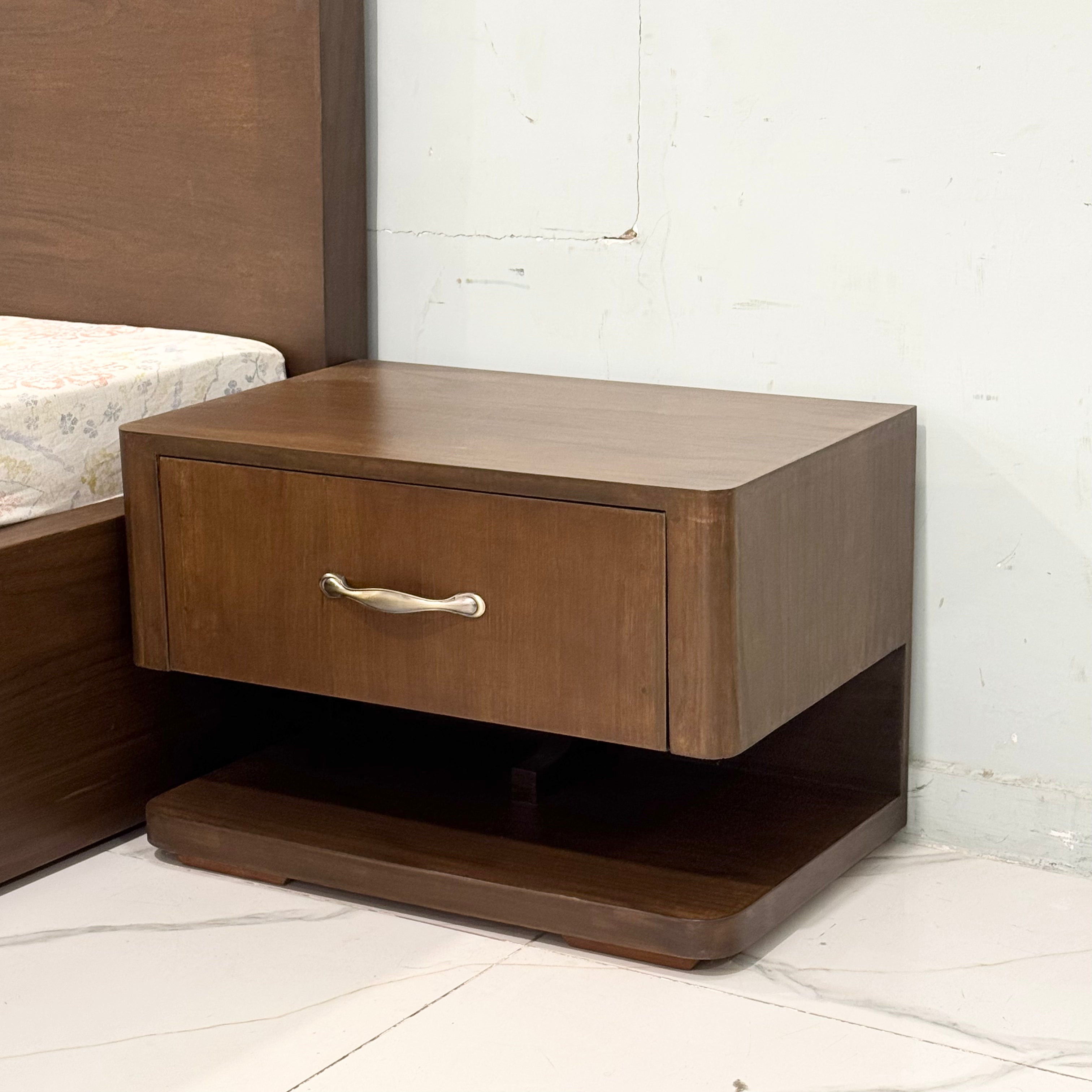 Modern and Serene Bedroom Set AS43