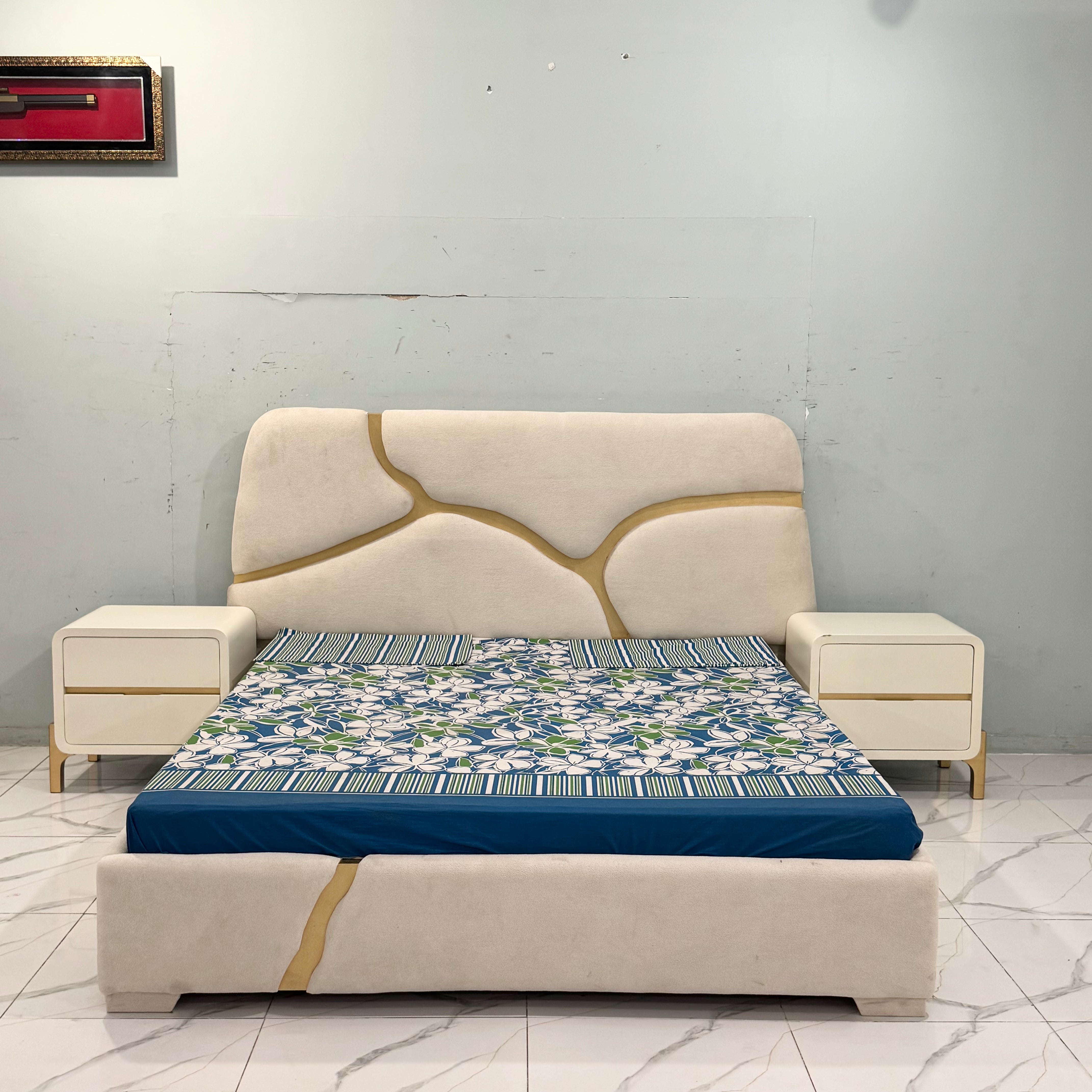 Luxurious minimalist bed set  with gold accents -Md05