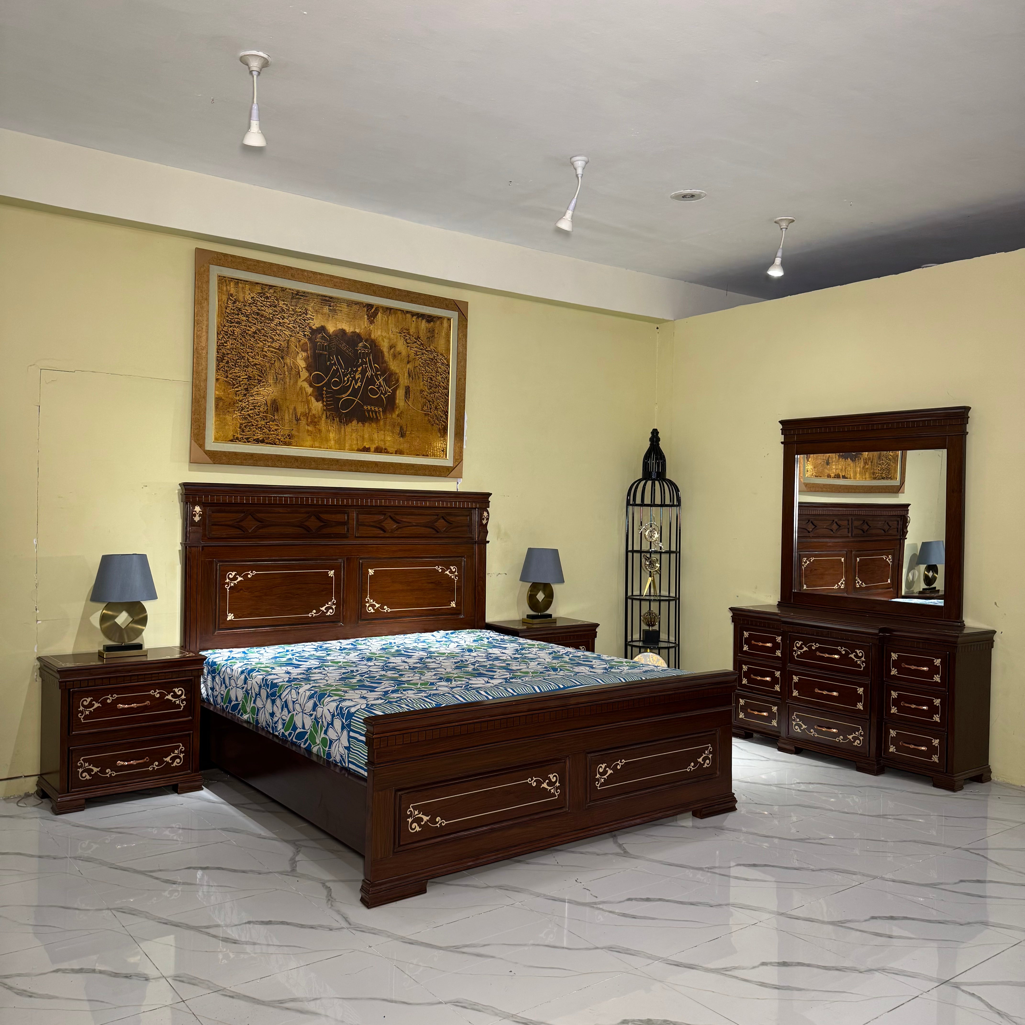 Royal Walnut Luxury Bedroom Set -As40