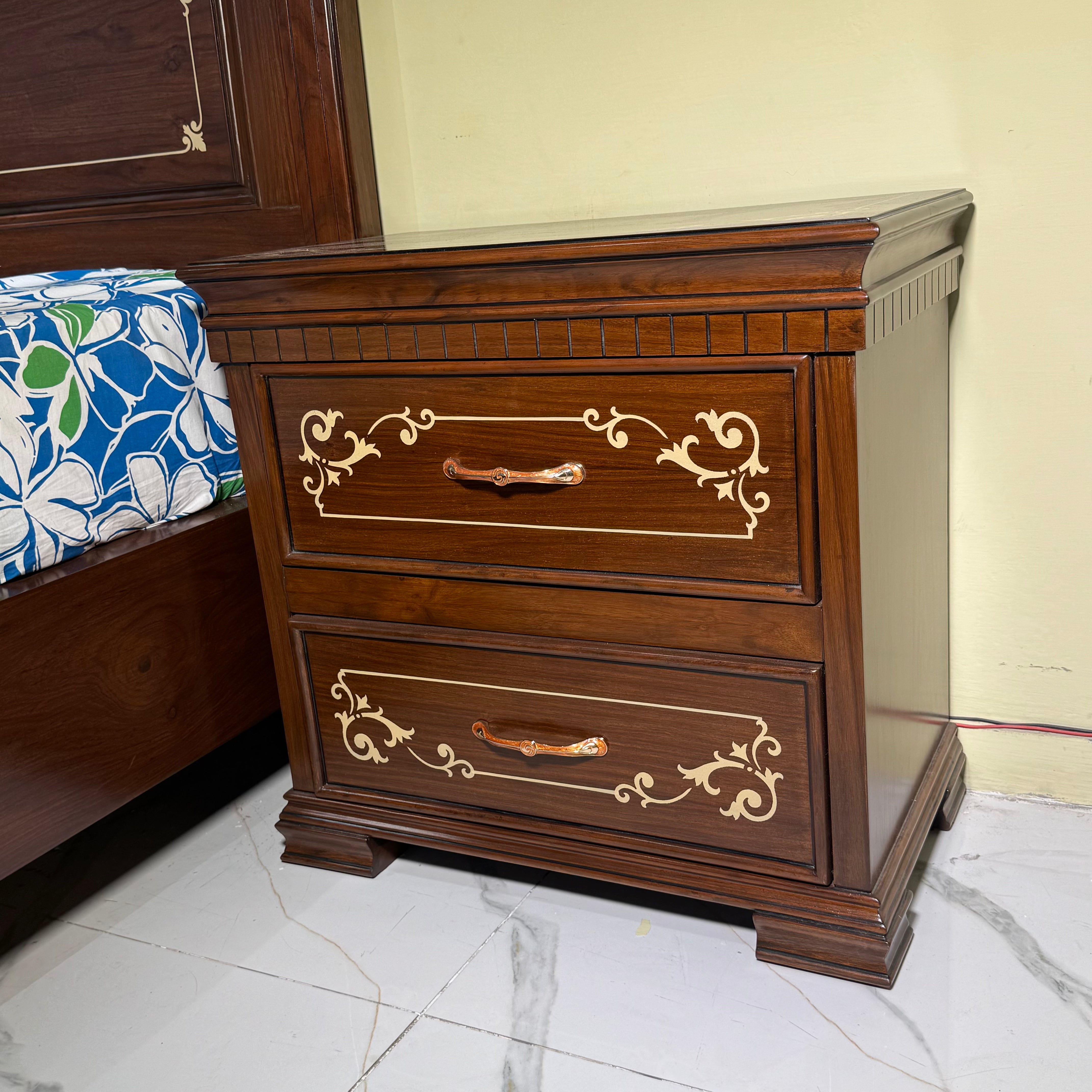 Royal Walnut Luxury Bedroom Set -As40