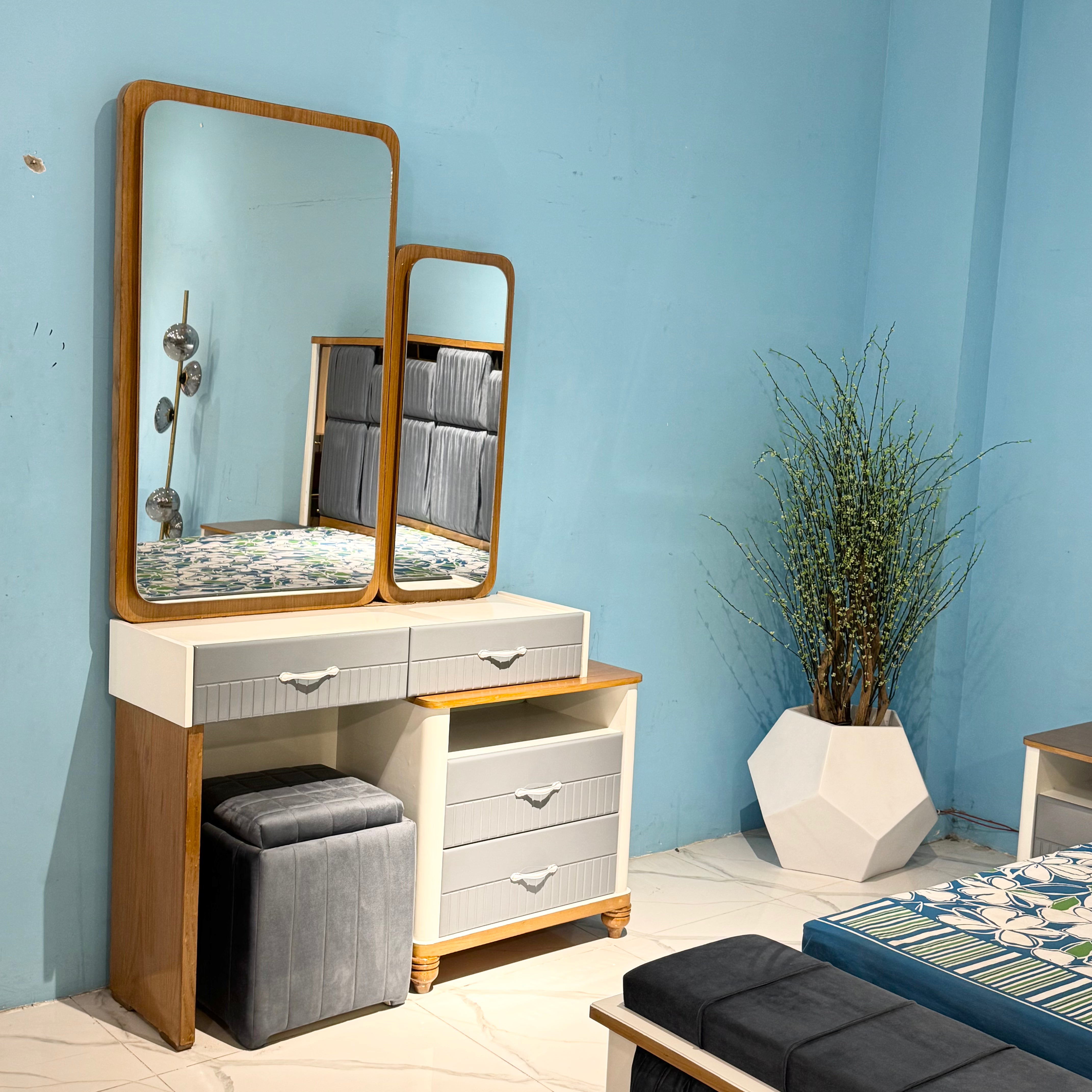 Orion Modern Bedroom Set - AS07