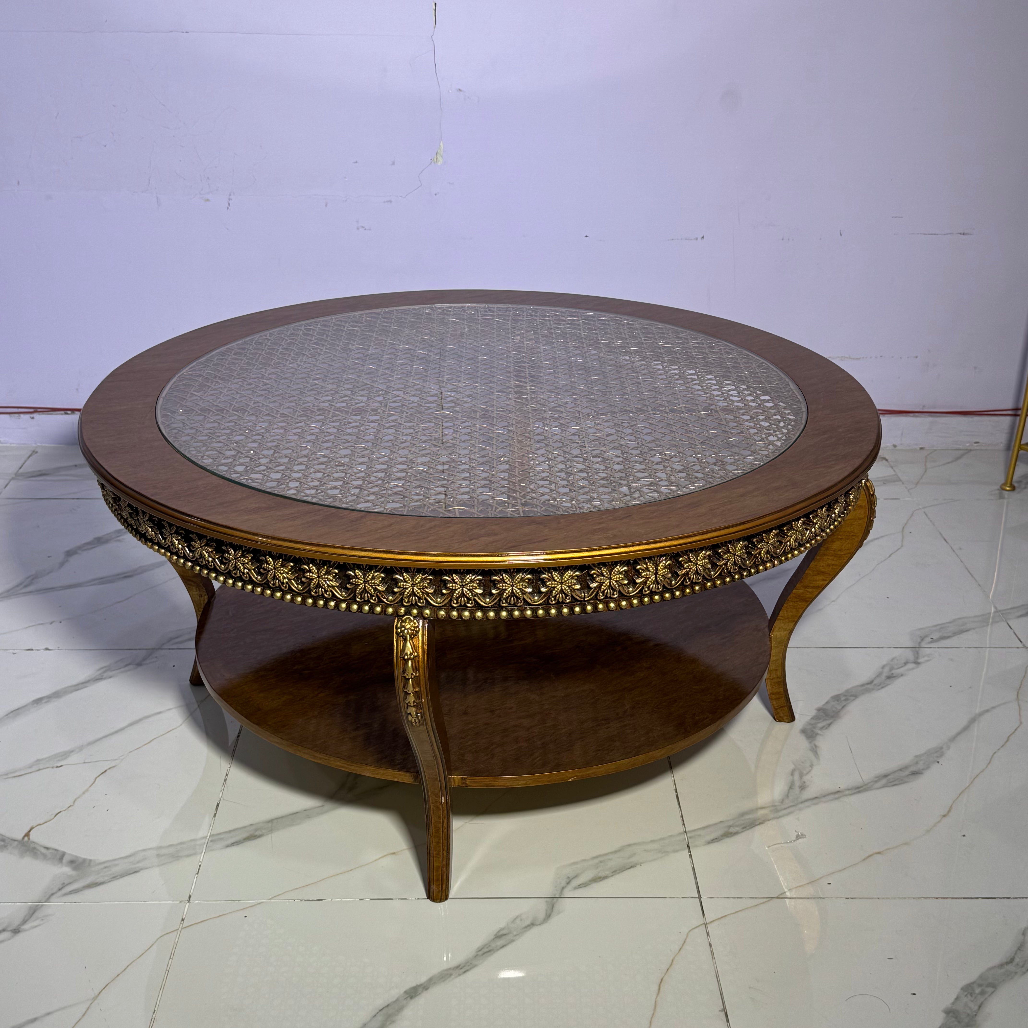 Royal Victorian Round Center table - Ct01sp