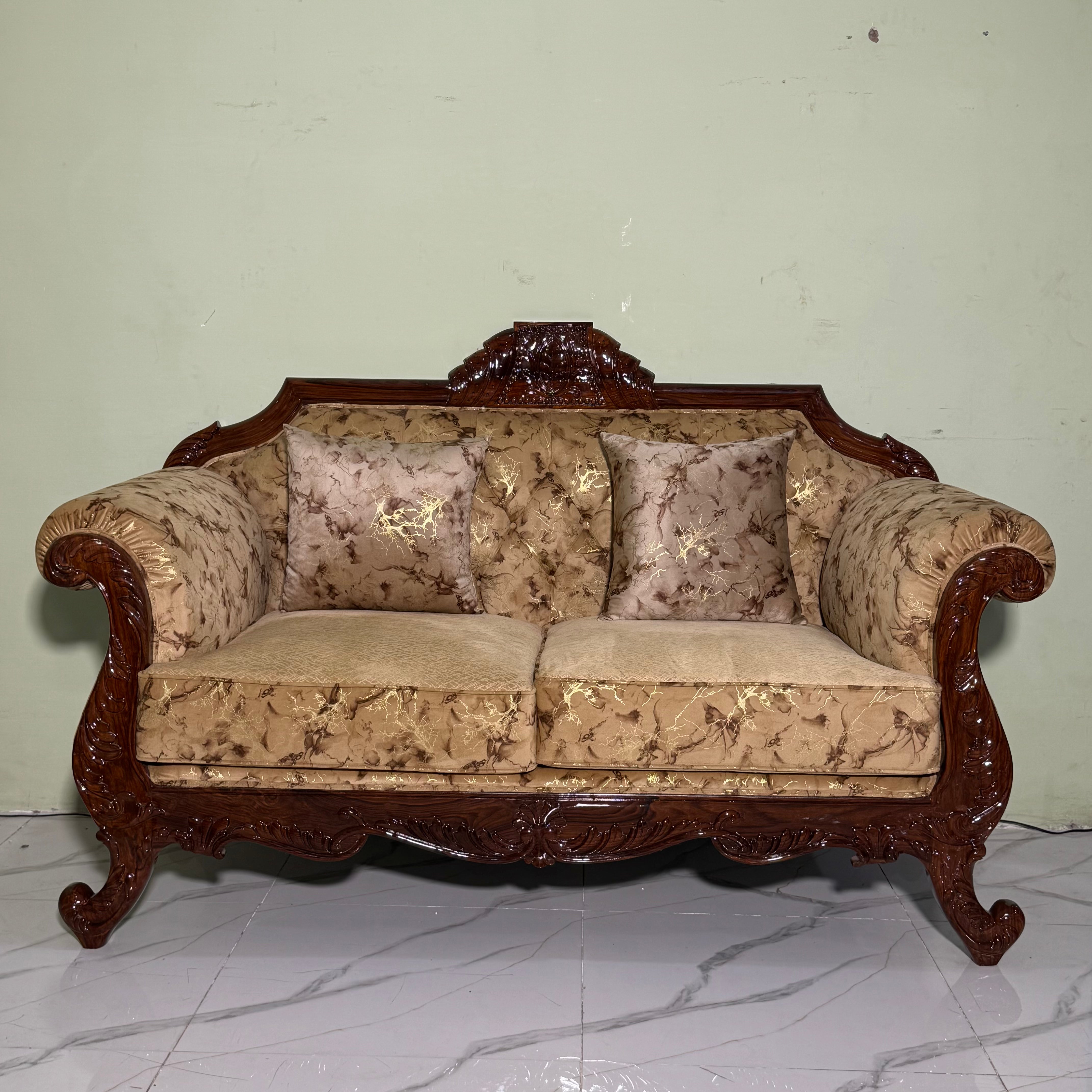 Royale Hand-Carved Victorian Sofa #S56