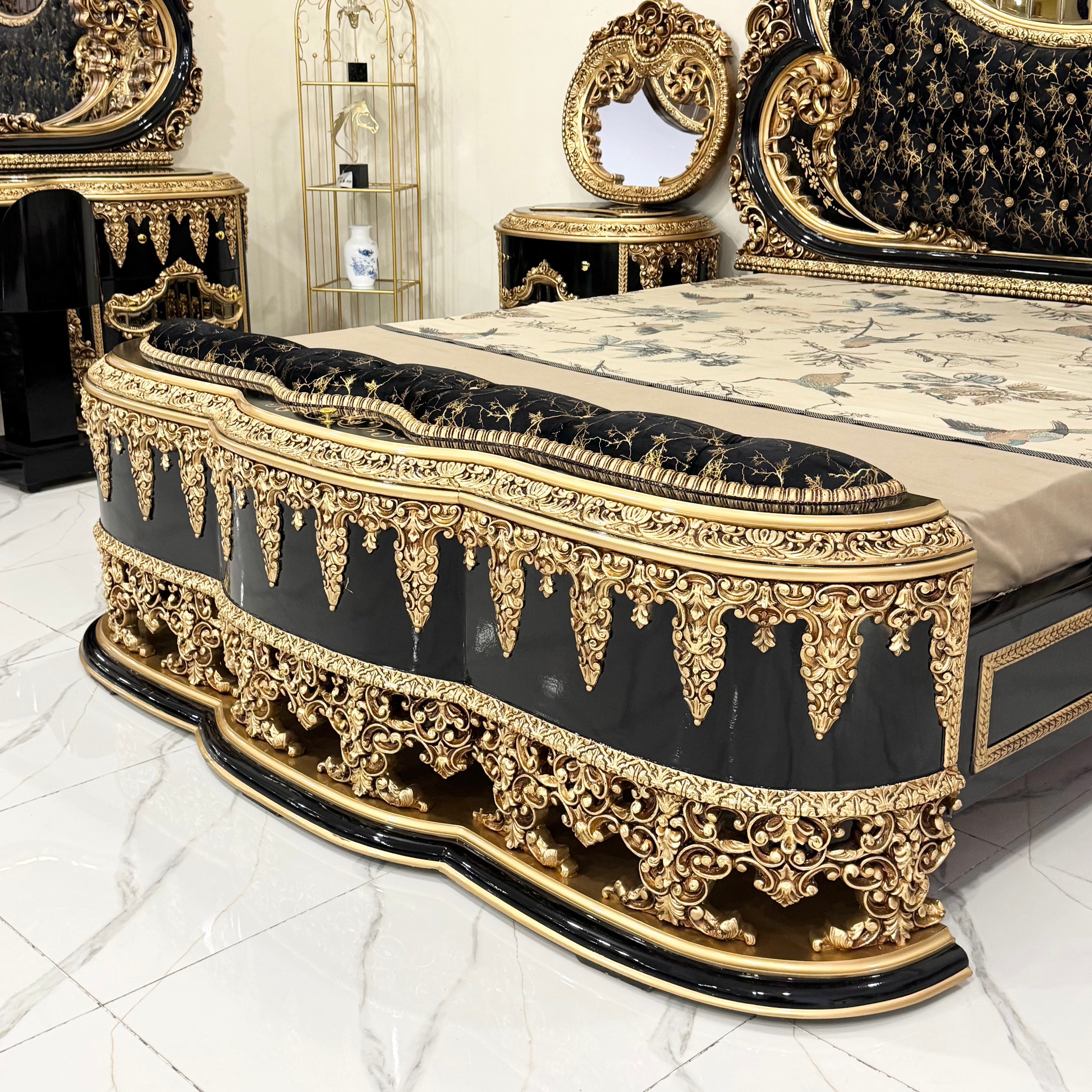 Imperial Onyx Gold Master Suite
