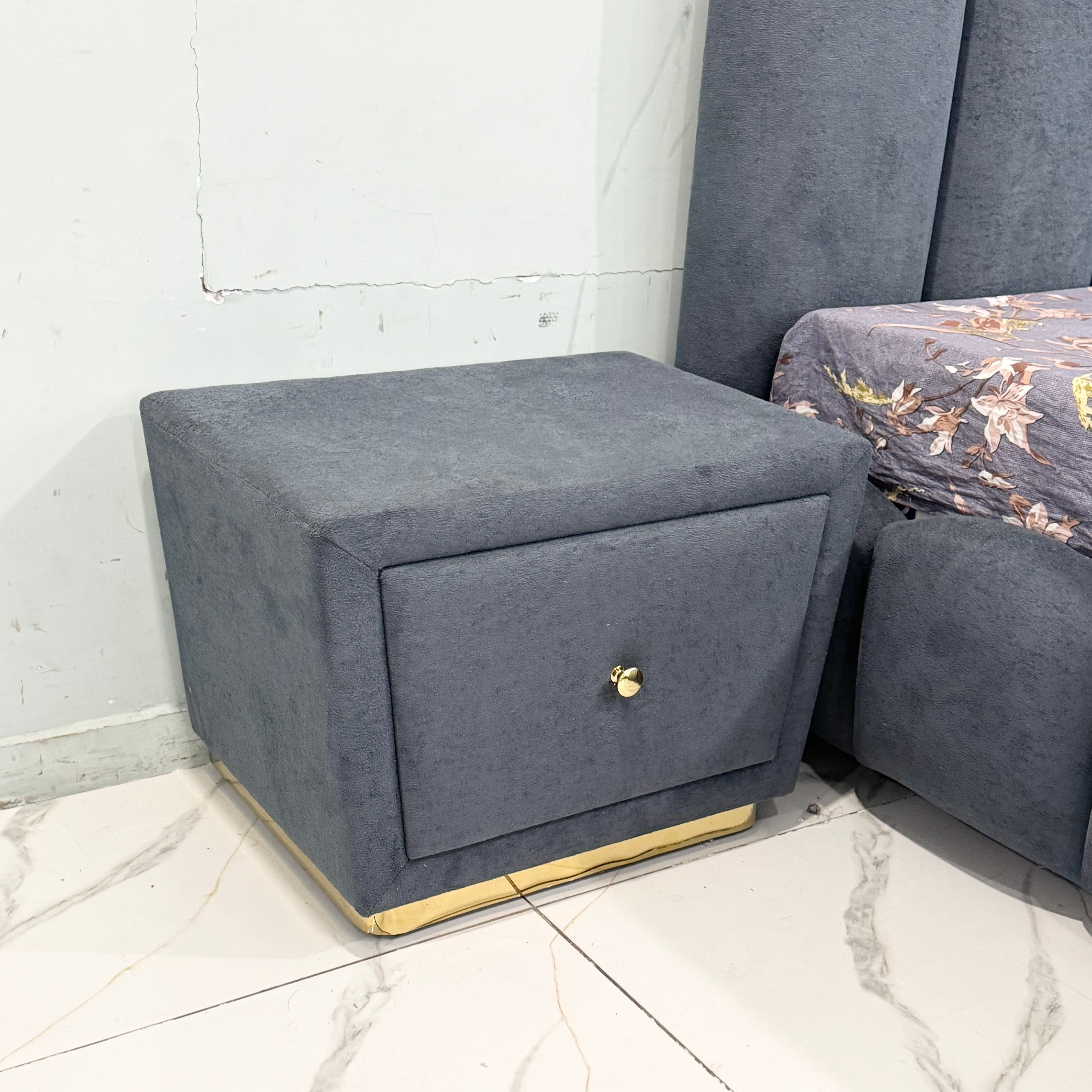 Cloud-Tufted boucle Bed Suite