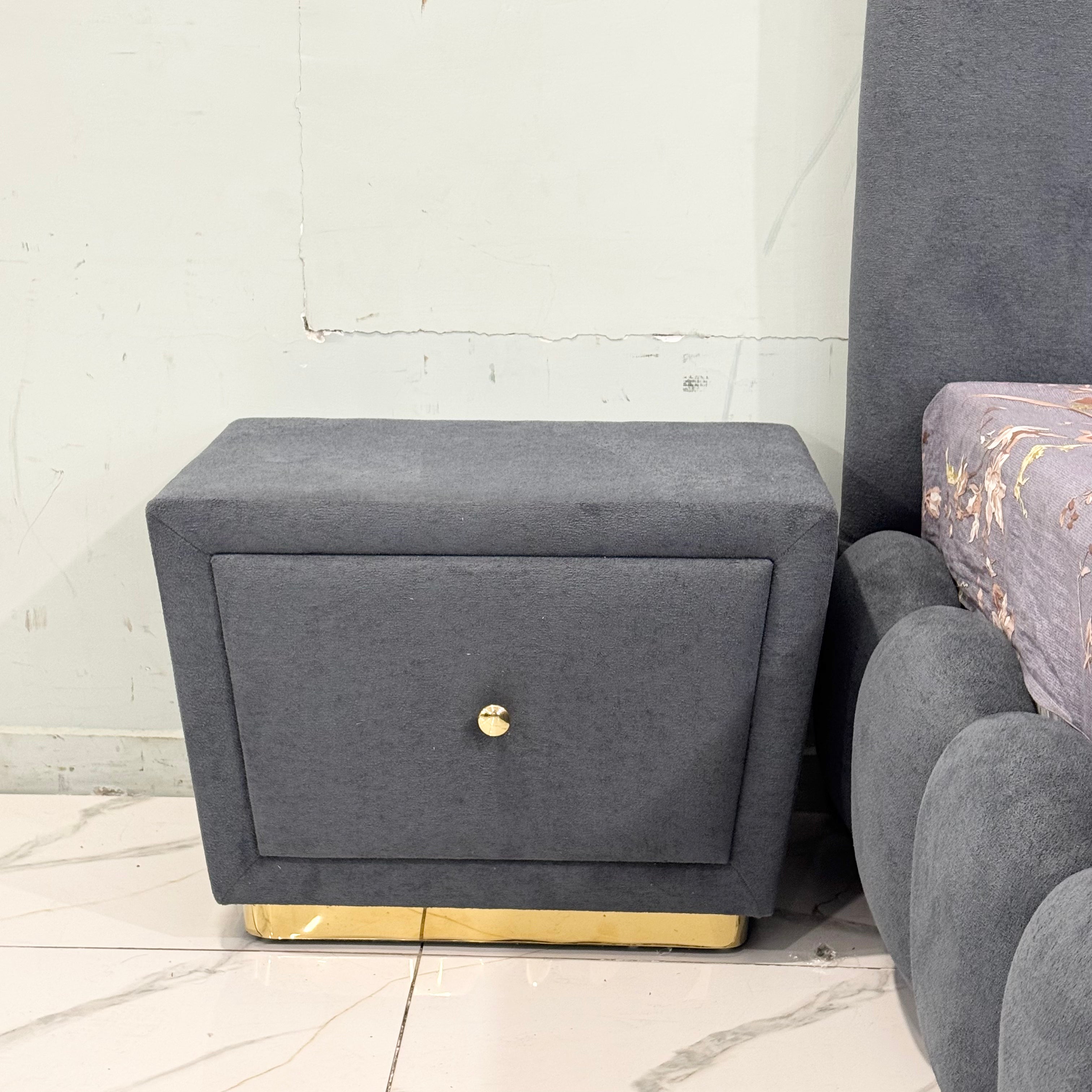 Cloud-Tufted boucle Bed Suite