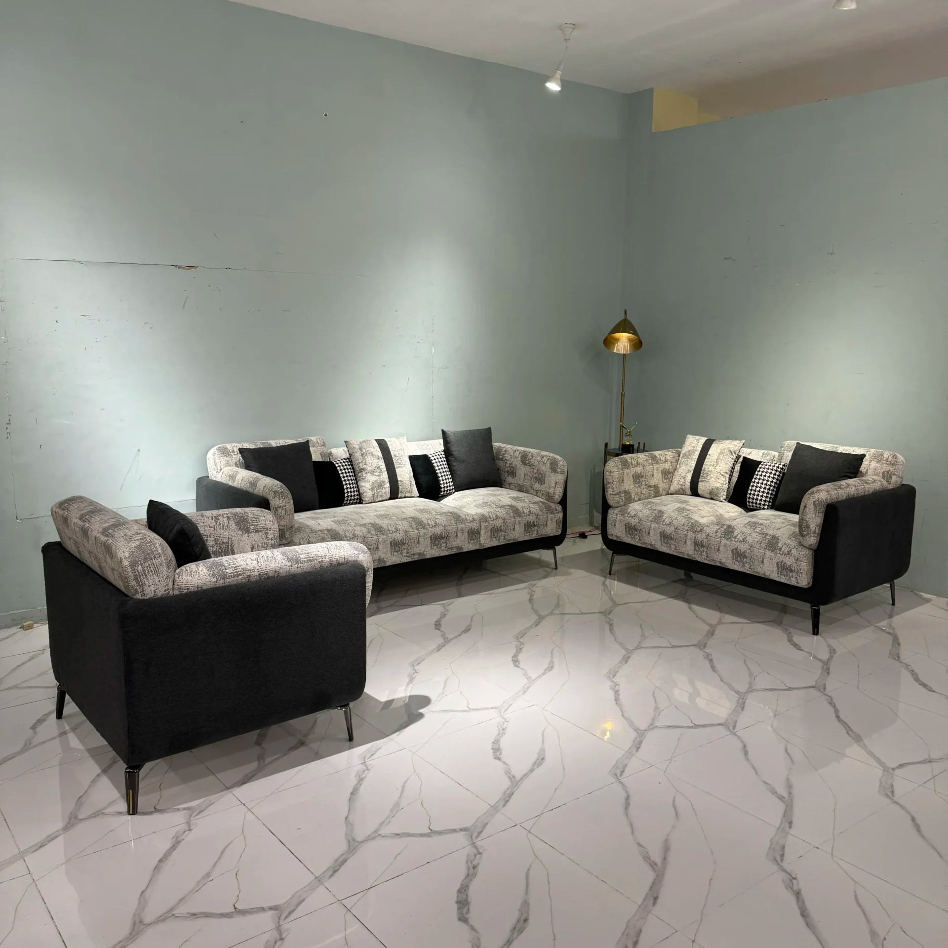 Premium Comfort and Design Luxurious Sofa #Â S05