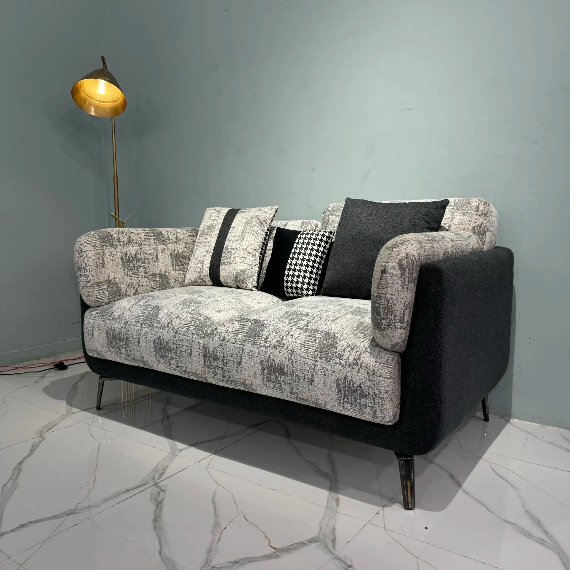 Premium Comfort and Design Luxurious Sofa #Â S05