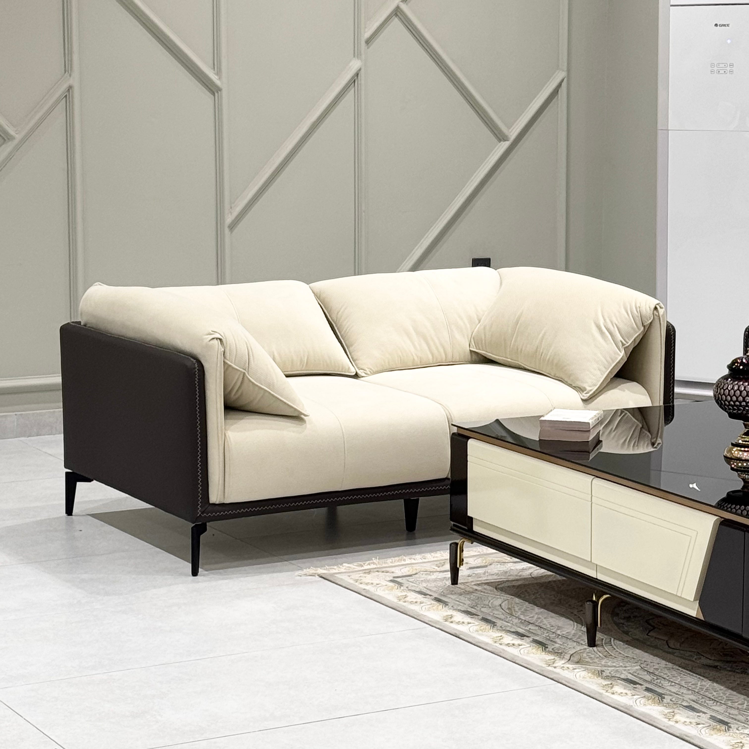 Linea Sofa