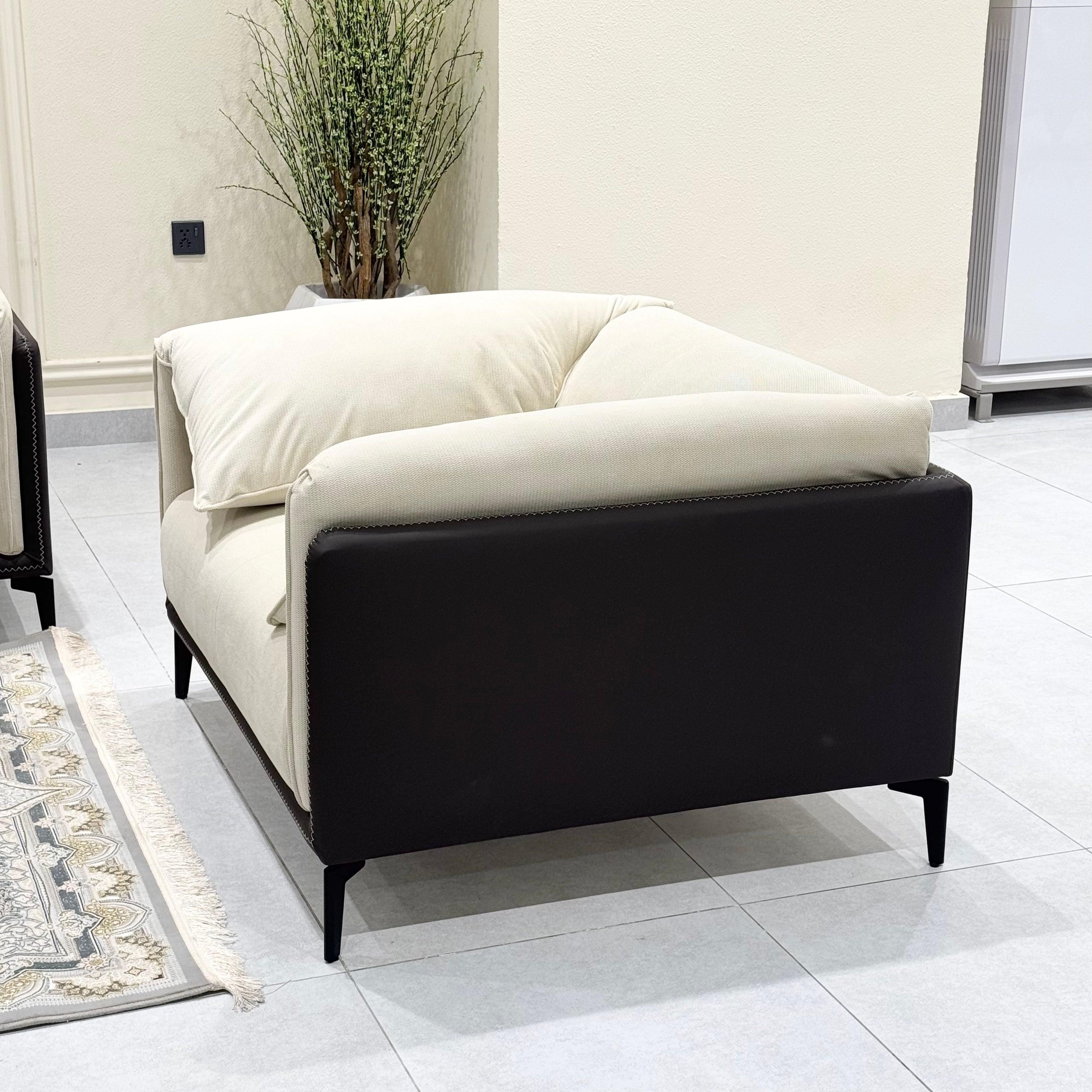 Linea Sofa