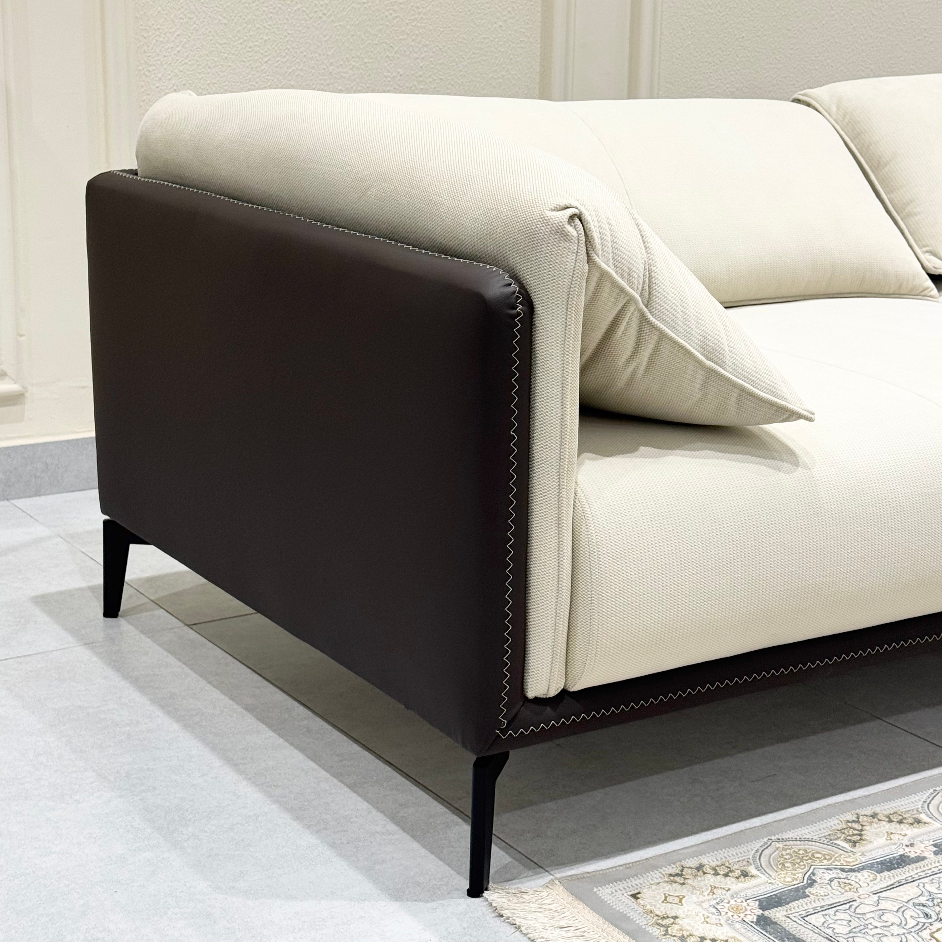 Linea Sofa