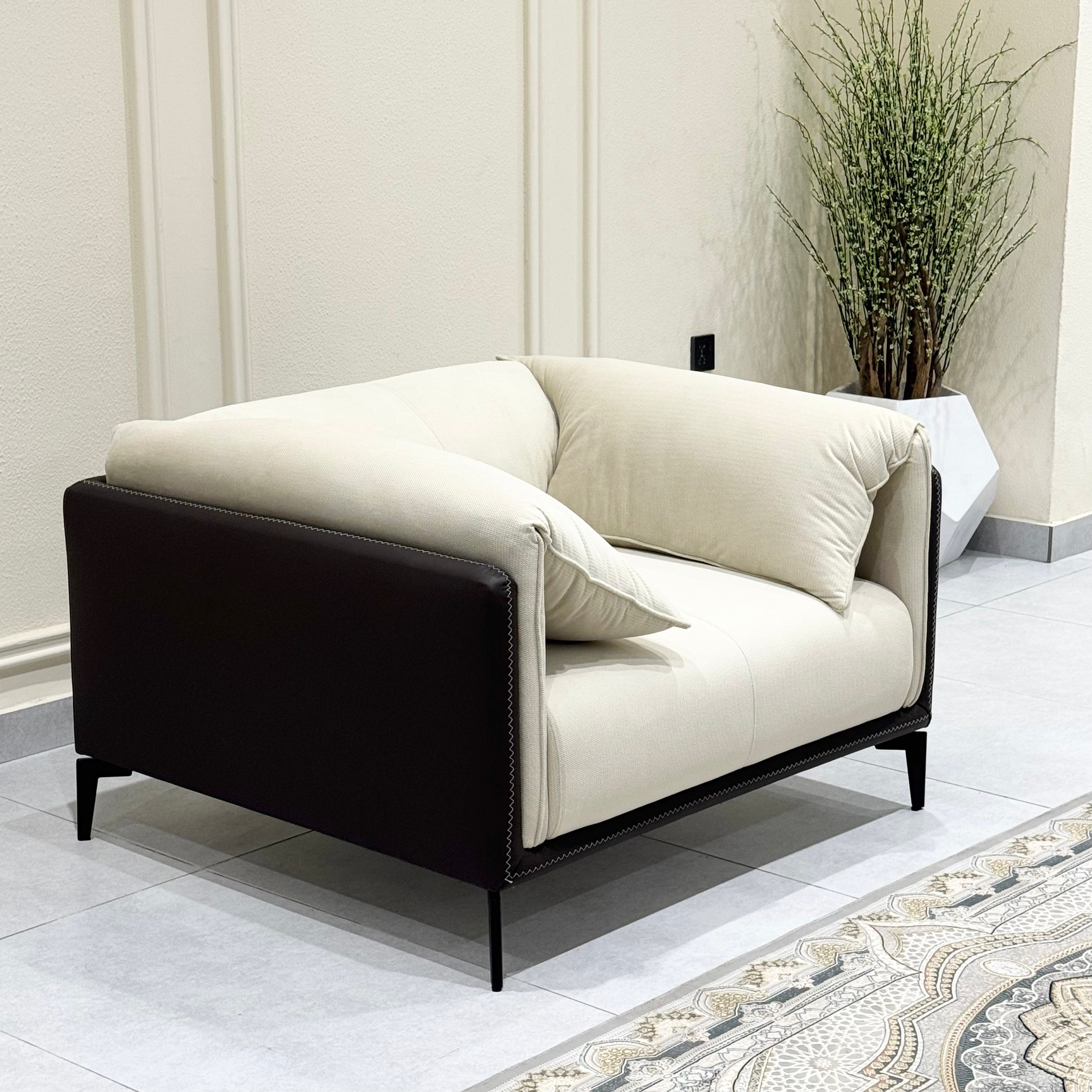 Linea Sofa