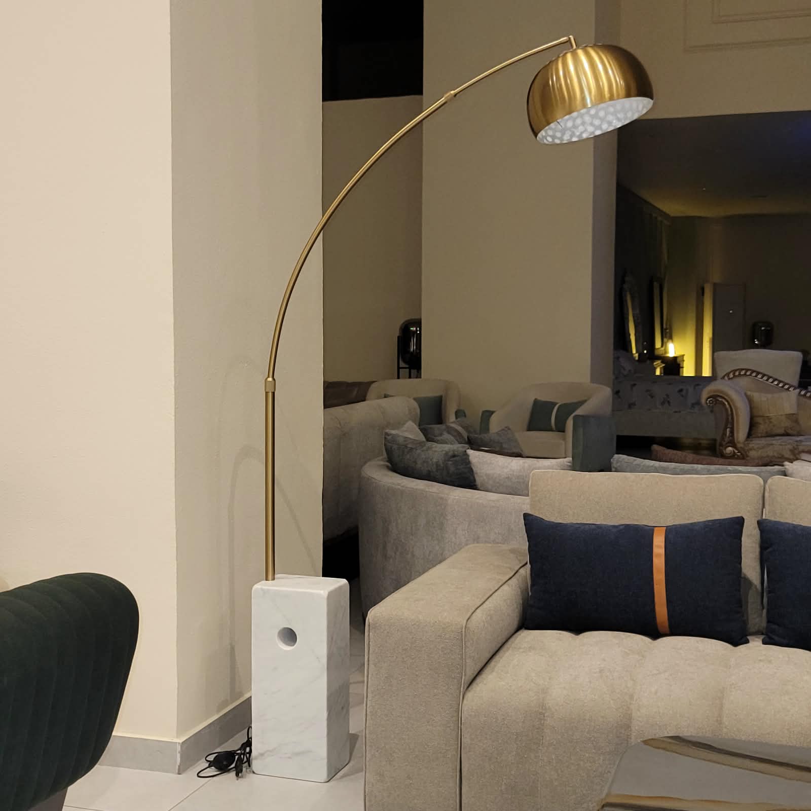 Aurelia Floor Lamp